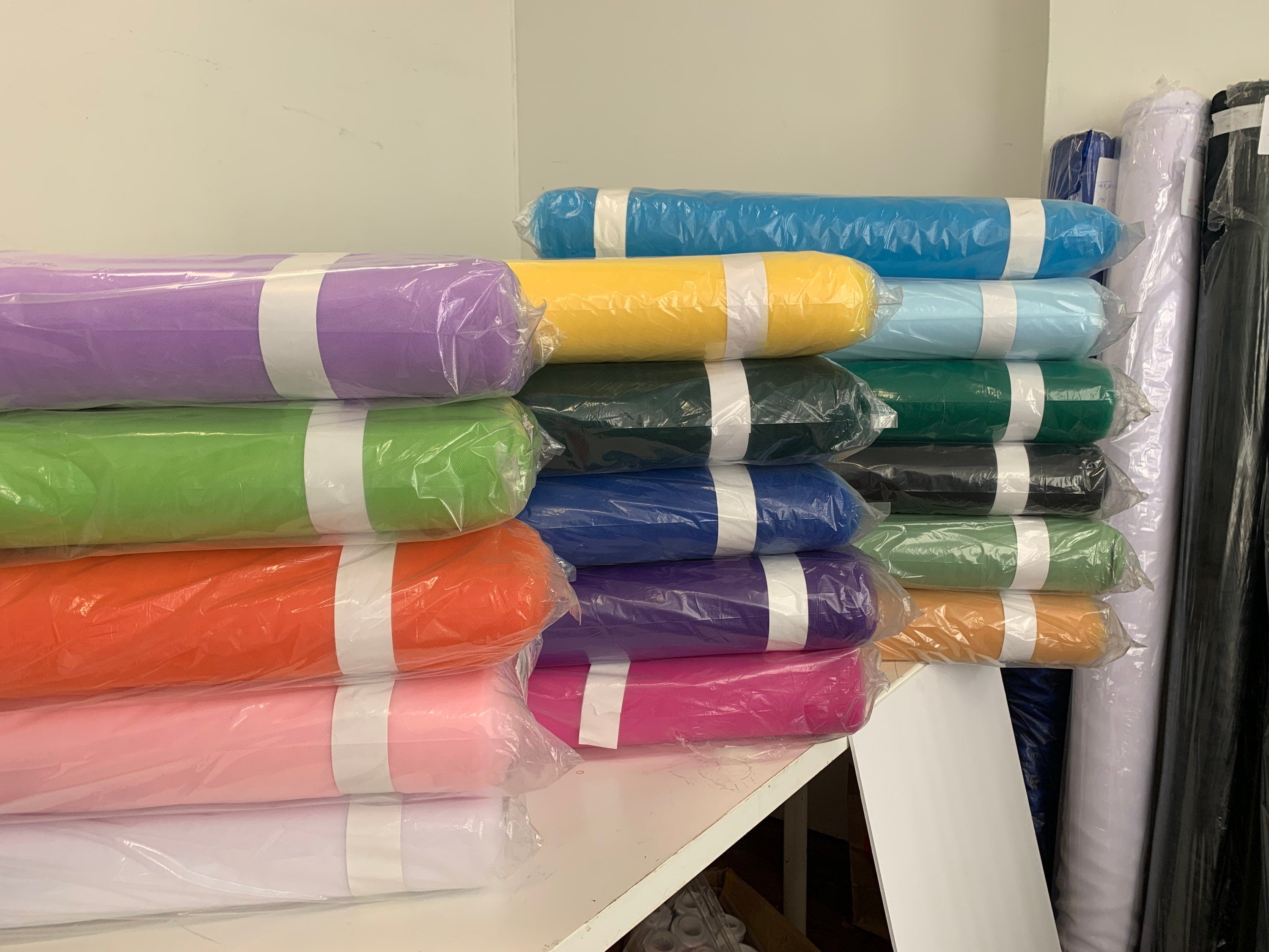 50 yards Illusion tulle fabric .width: 108 inches packed 4 fold bolt. 100% polyester, common uses in bridal line, tutu's. Tela de tul 108”