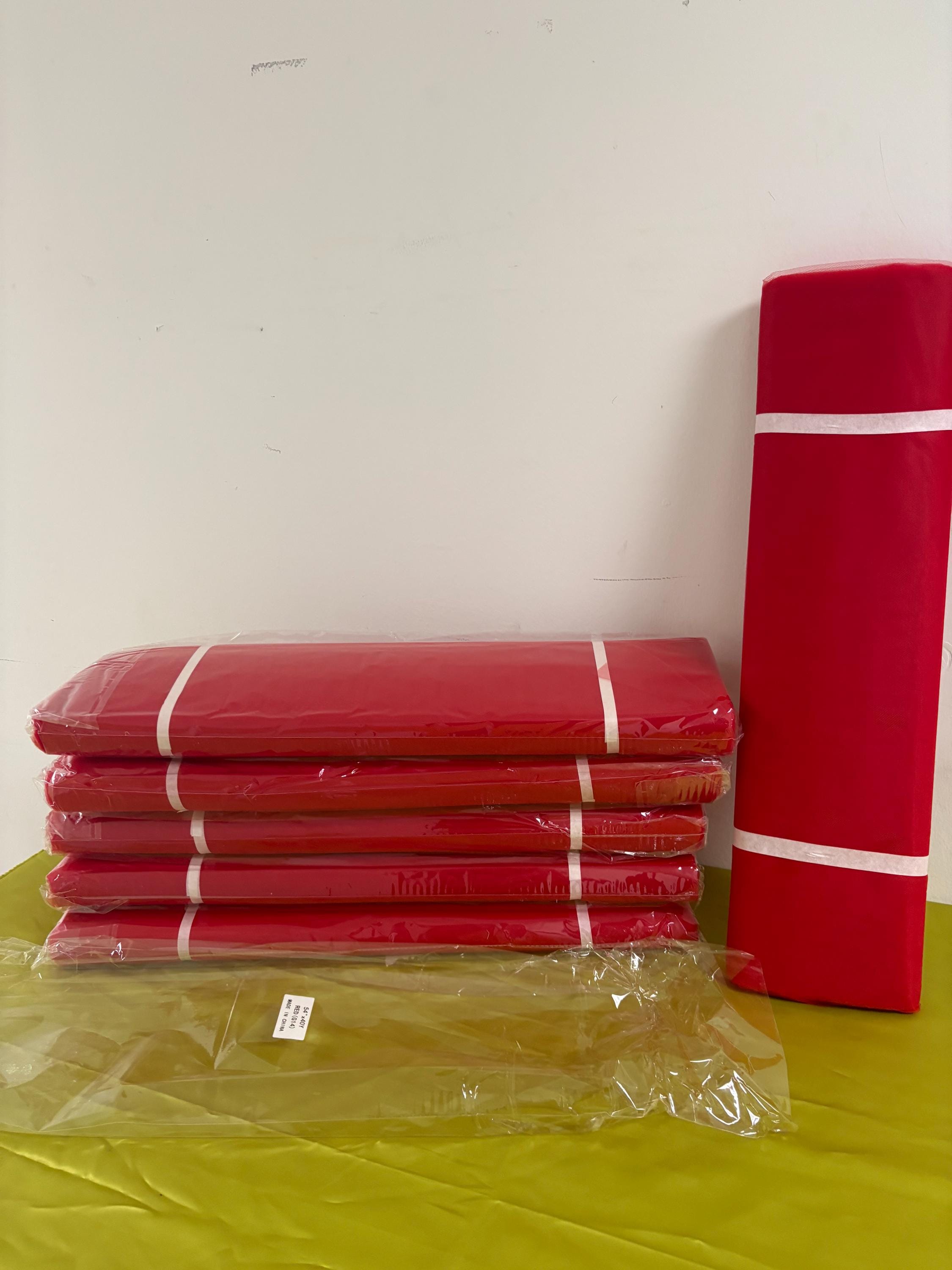 Red Tulle 1 bolt 40 yards width 54", double fold, . Tela de tul. use for party decoration. craft fabric. wedding vale and tutu