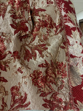 Load image into Gallery viewer, 5 yards floral metalic Brocade fabric. color burgundy 56&quot;