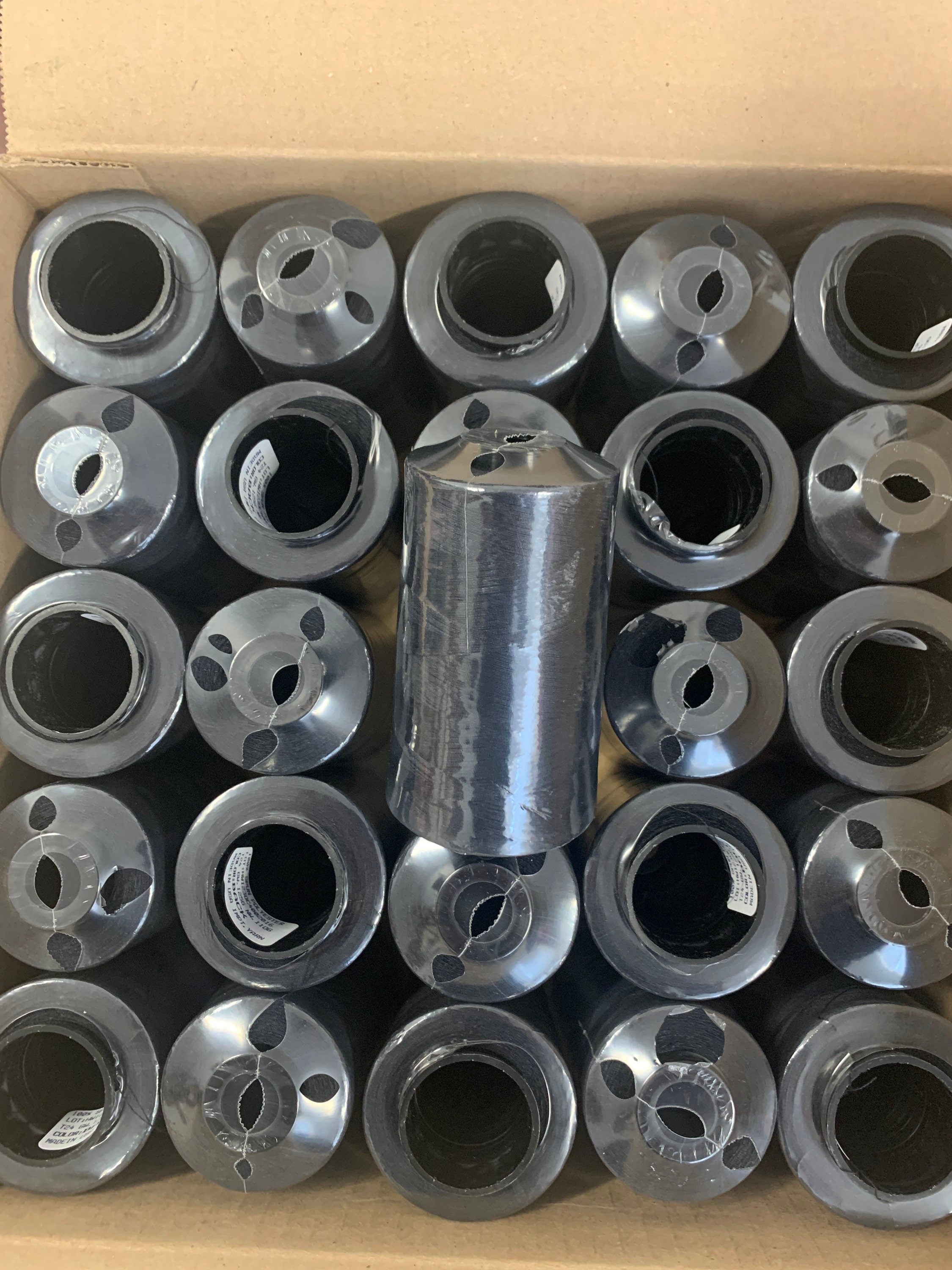Black 3500 yards sewing threads, wrap in clear cover for daily sewing. day to day sewing