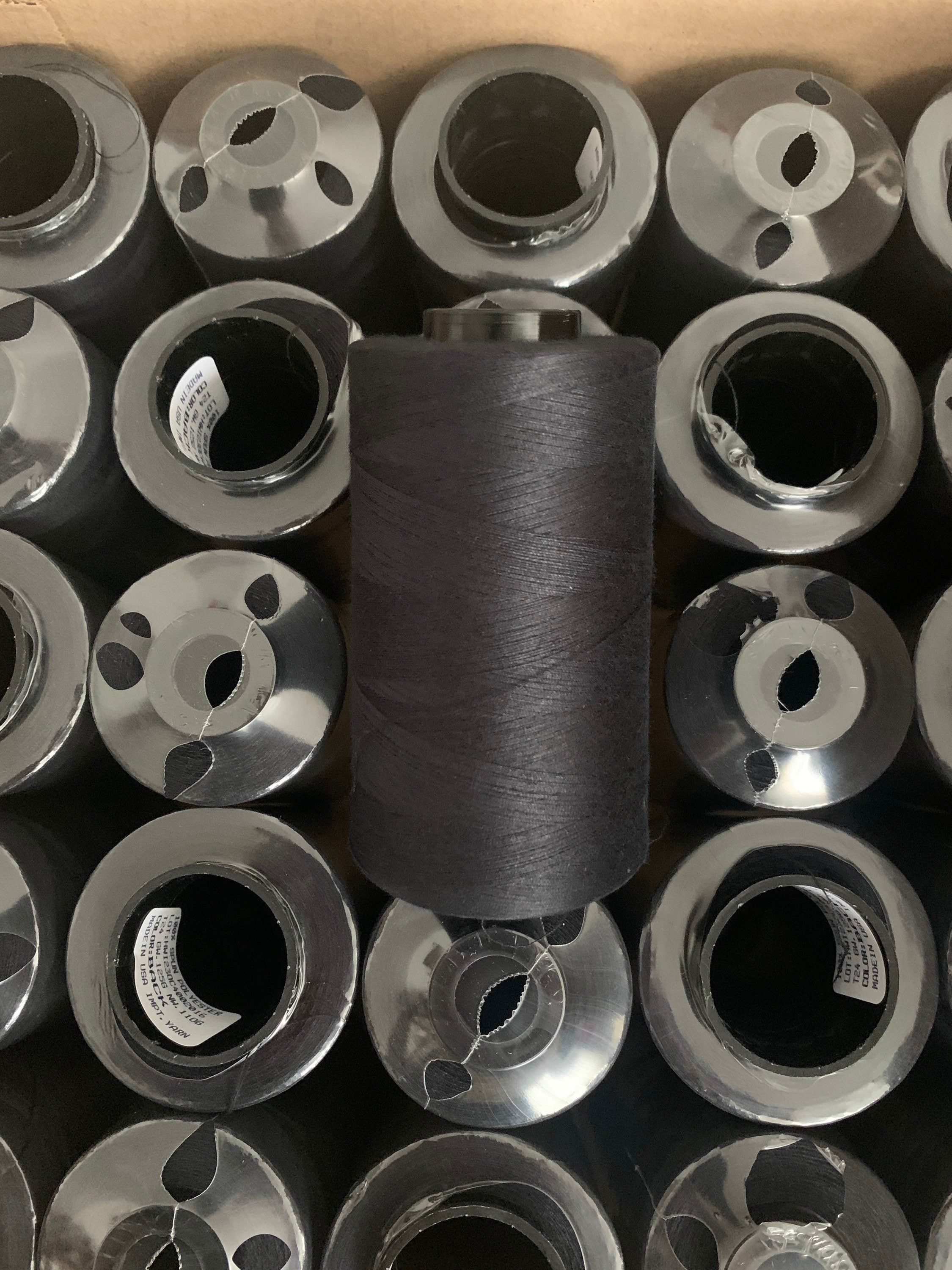 Black 3500 yards sewing threads, wrap in clear cover for daily sewing. day to day sewing