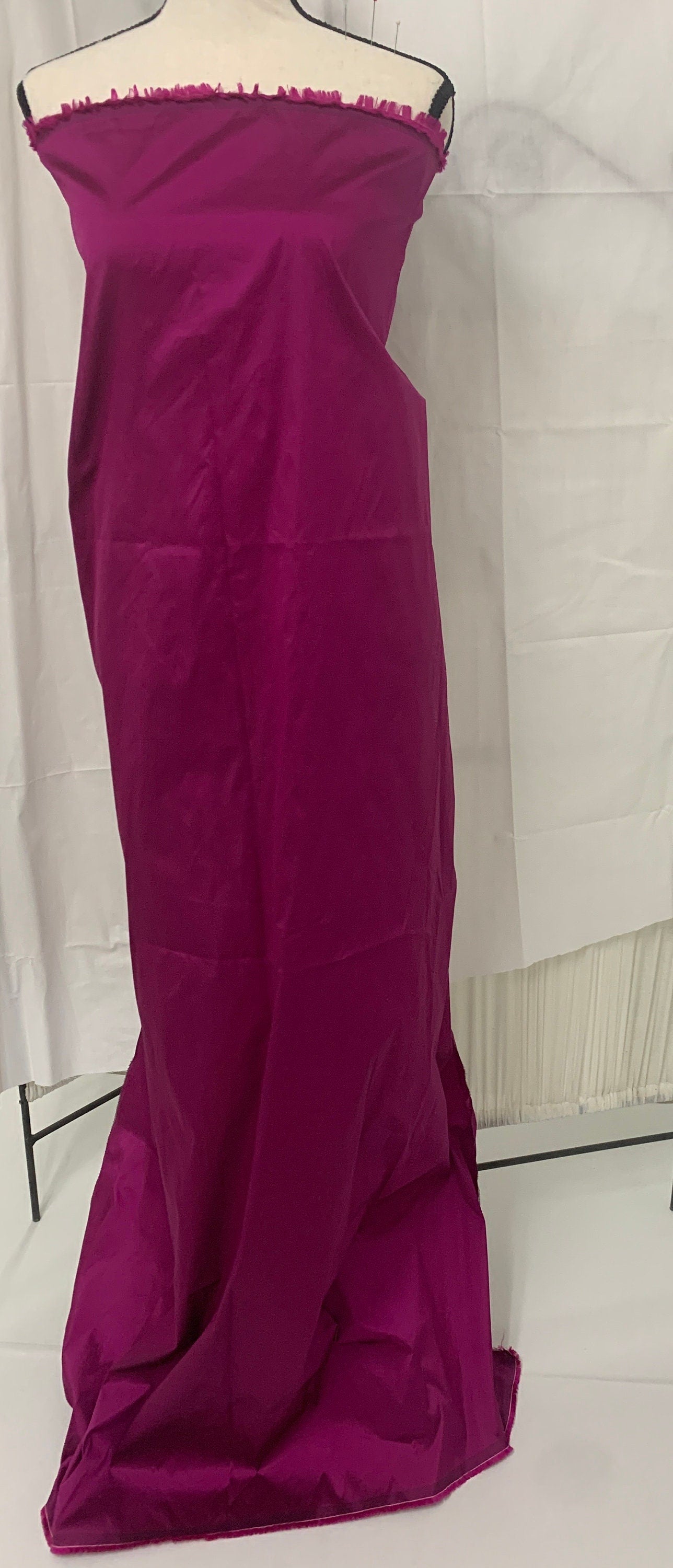 Magenta color Taffeta fabric, great item for party dress, Bridesmaid. free sample. Sells in 1-yard increments, continuous.