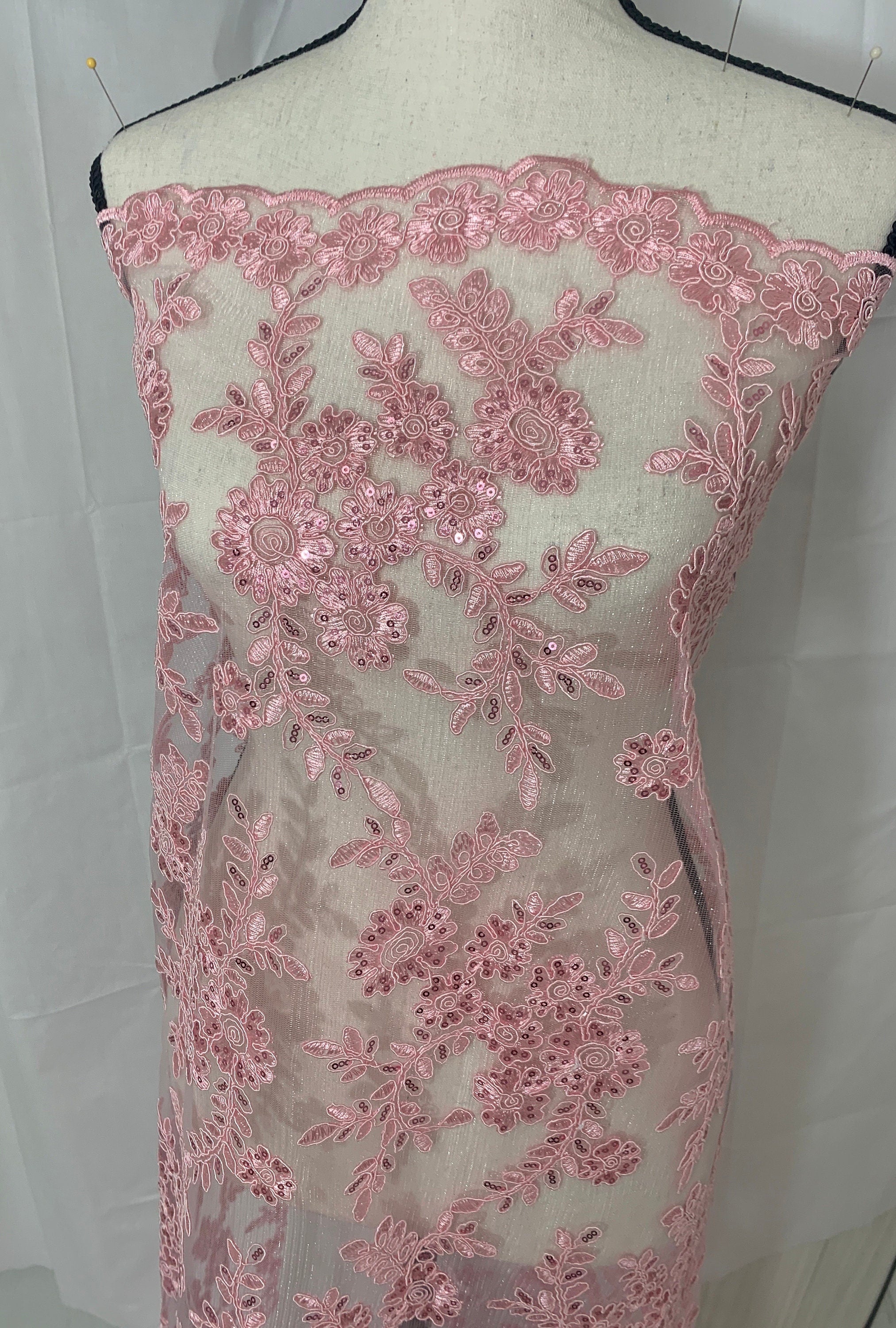 Pink Lace fabric design bloom 6 width 49/50" Polyester
