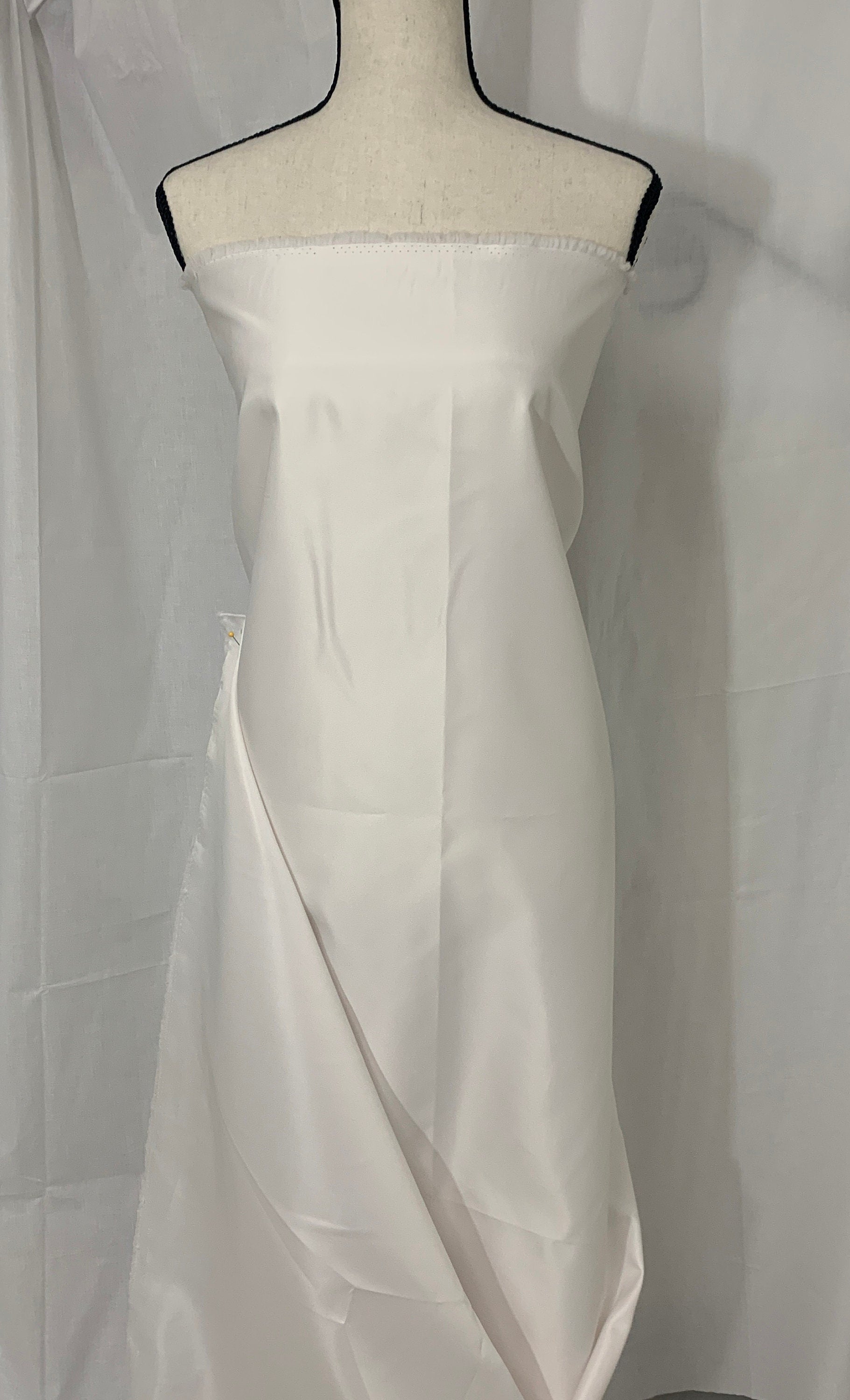 White Matt bridal satin fabric width 60", dry clean fabric, great item for party dress, bridesmaid and craft. free sample.