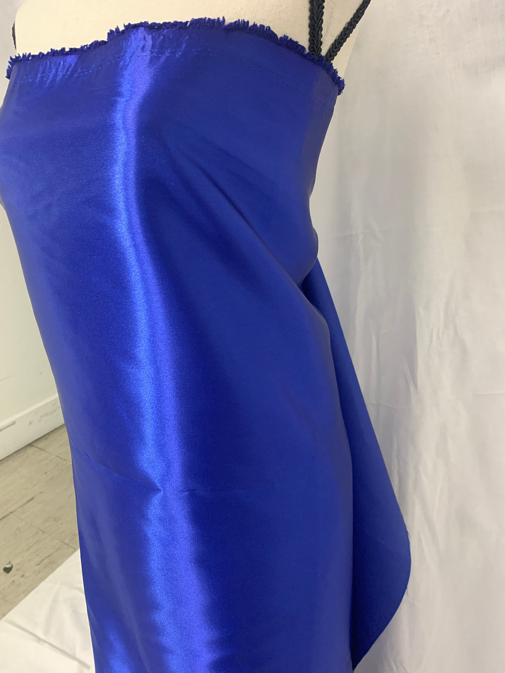Royal blue satin width 58" polyester. great fabric for bridesmaid, table cover decoration and craft. free sample.