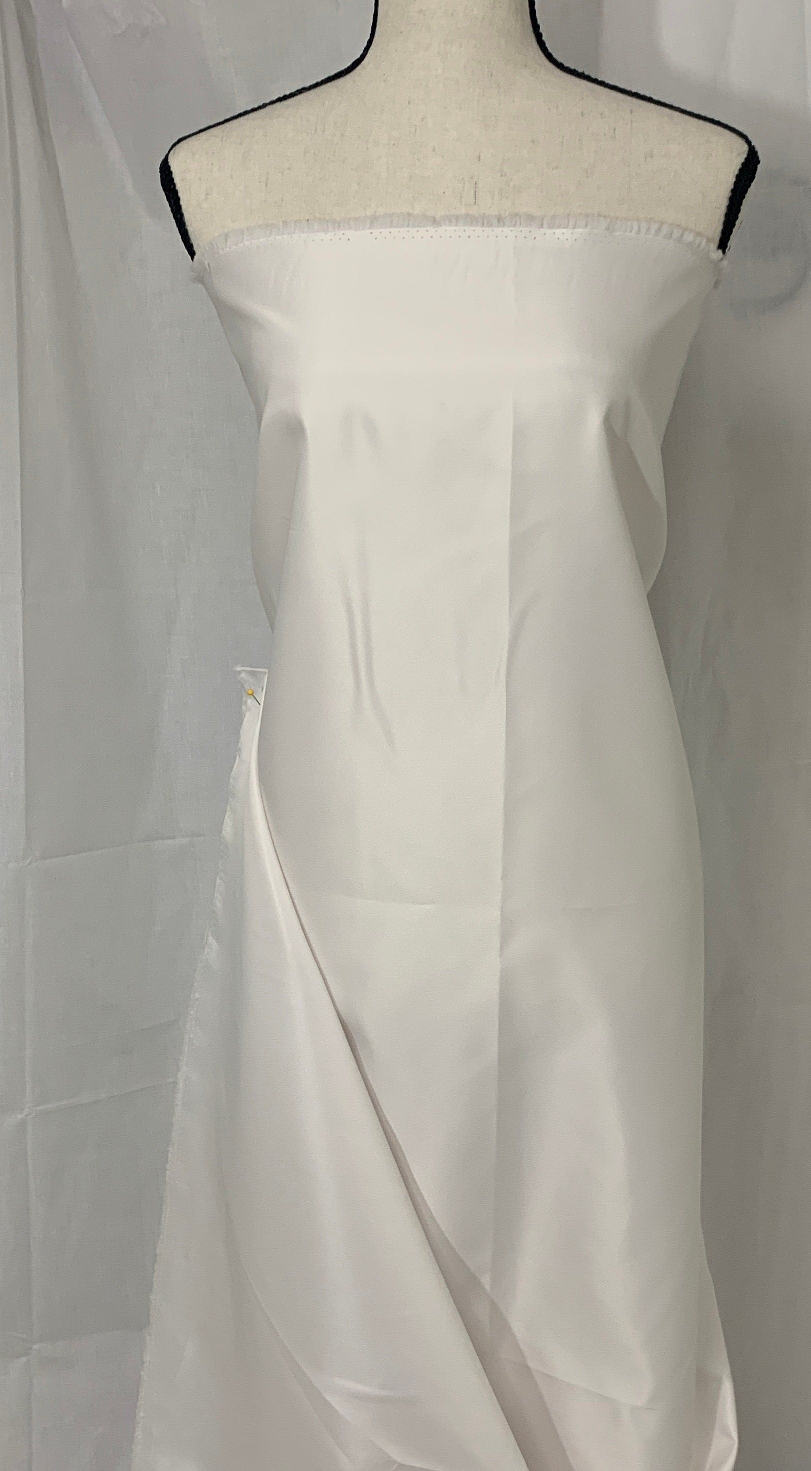 White Matt bridal satin fabric width 60", dry clean fabric, great item for party dress, bridesmaid and craft. free sample.