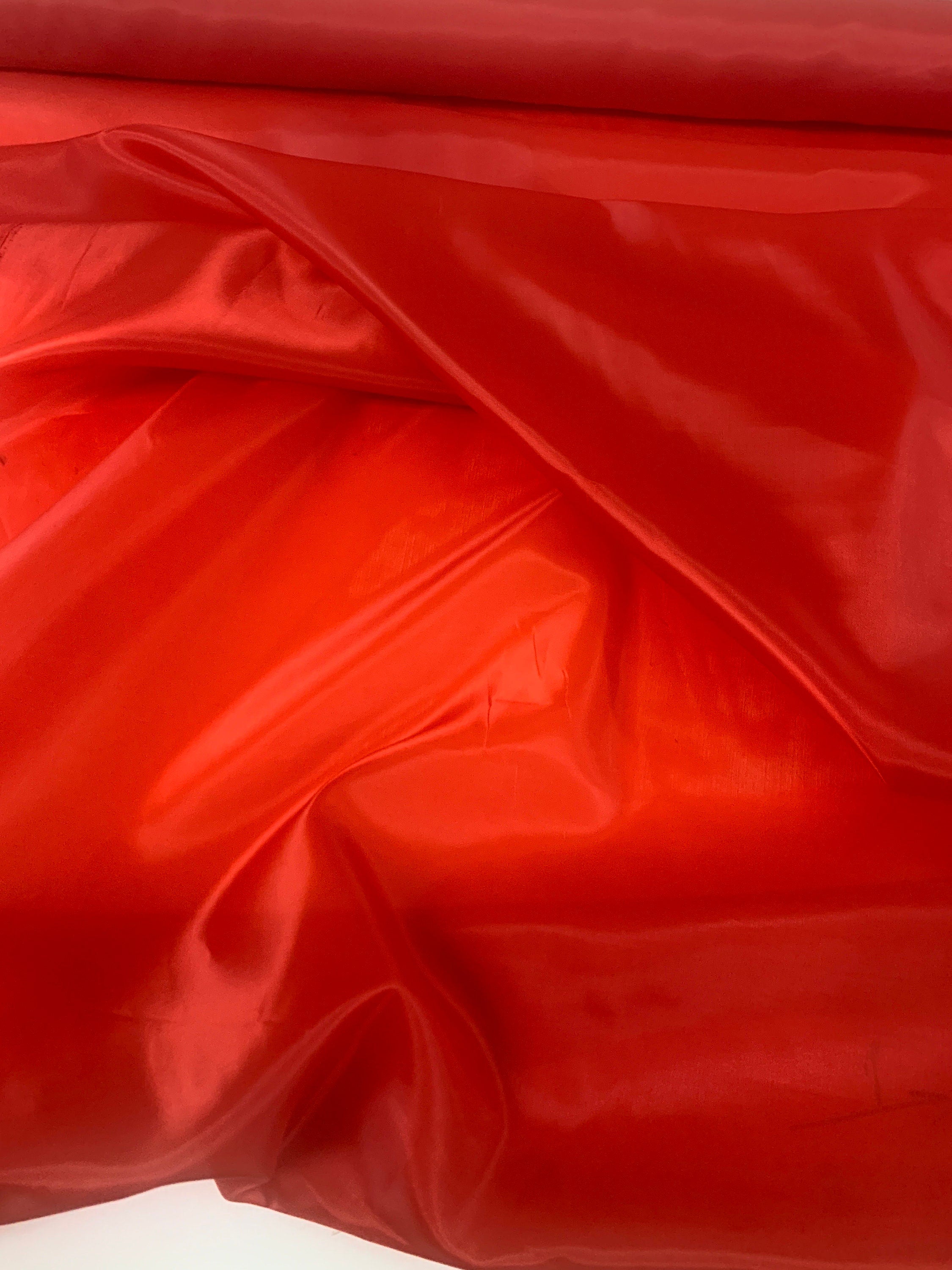 A 2 yards Red Lining fabric, polyester, width 59 inches. in stock, Cut by 2 yards and cut continuous.
