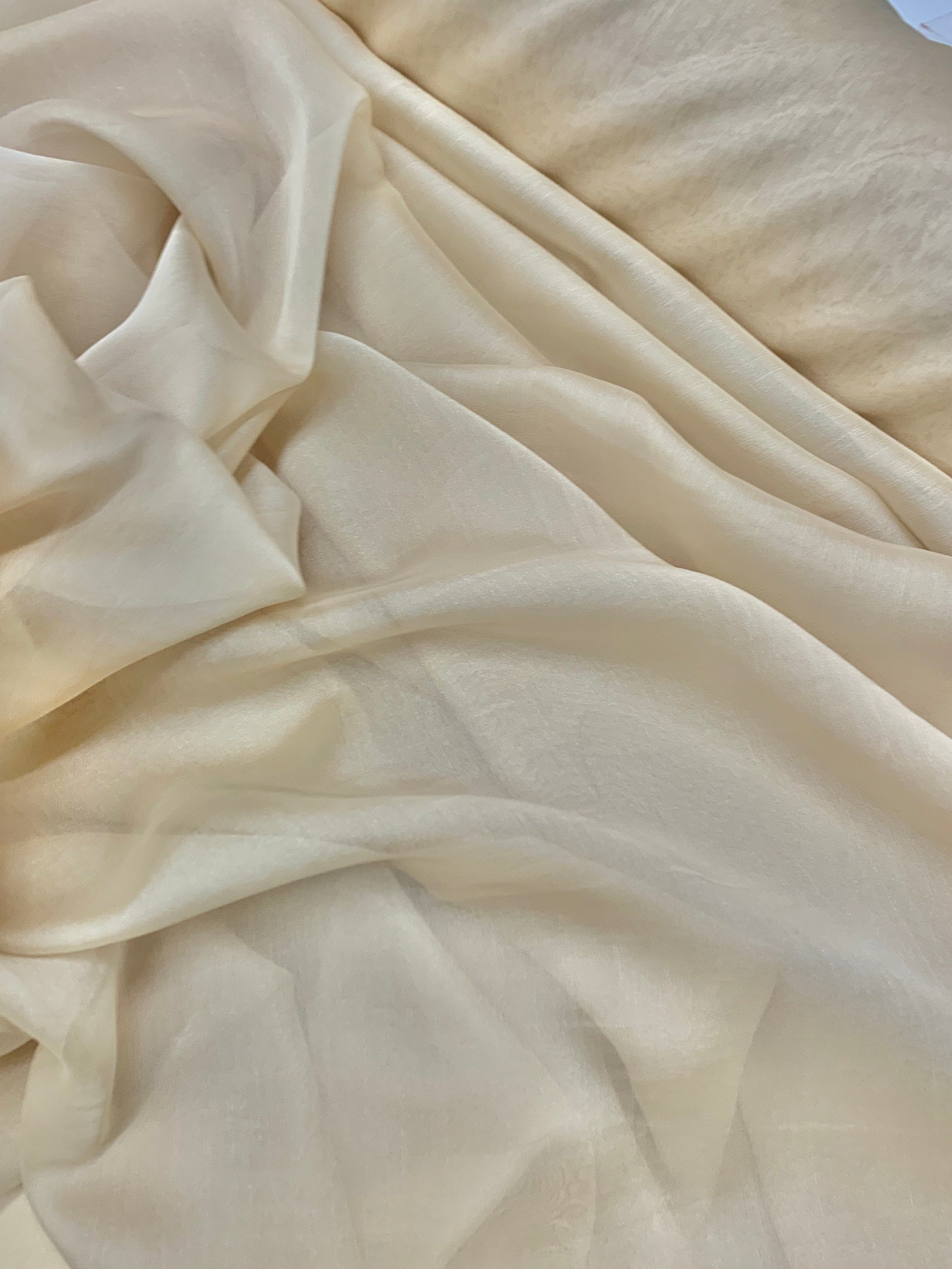 Beige color chiffon Fabric width 58/60 inches wide, sell by 1 yard increment. Free sample Available for domestic address