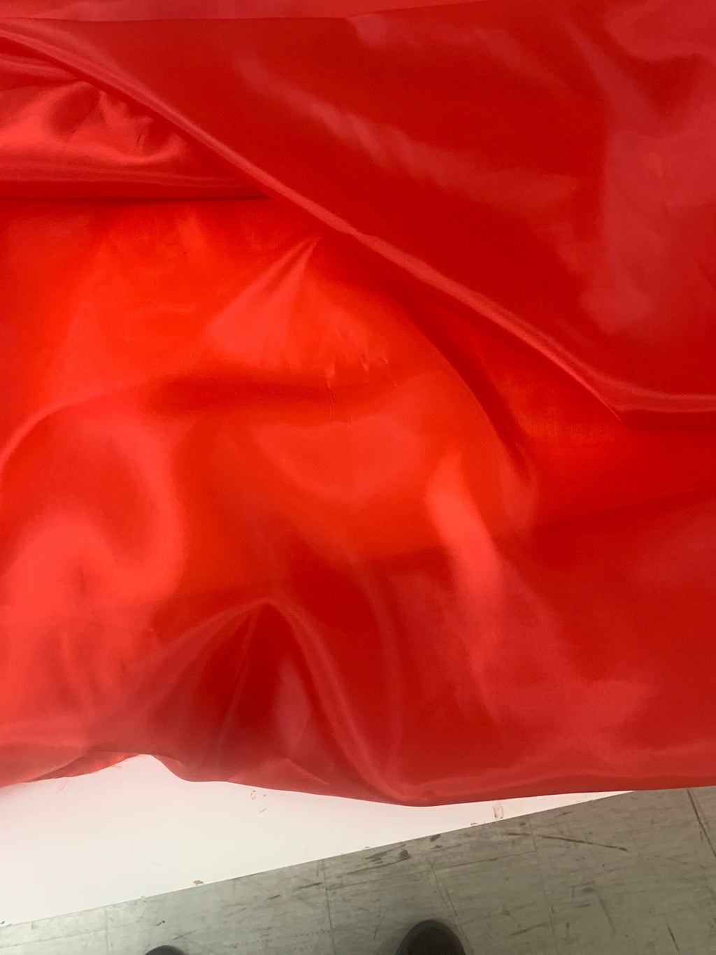 A 2 yards Red Lining fabric, polyester, width 59 inches. in stock, Cut by 2 yards and cut continuous.