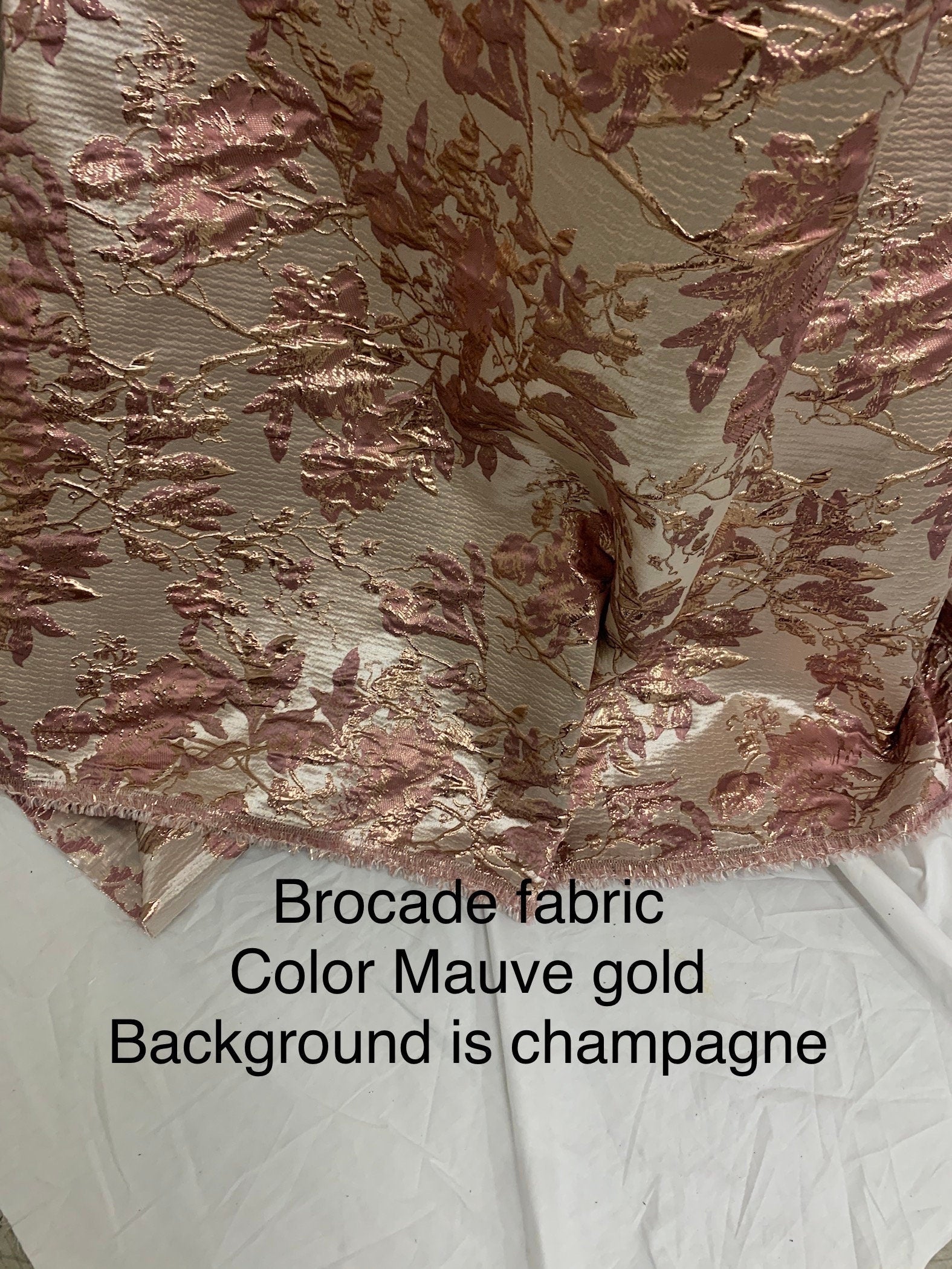 5 yards Mauve floral metalic Brocade fabric. color Mauve gold width 56"