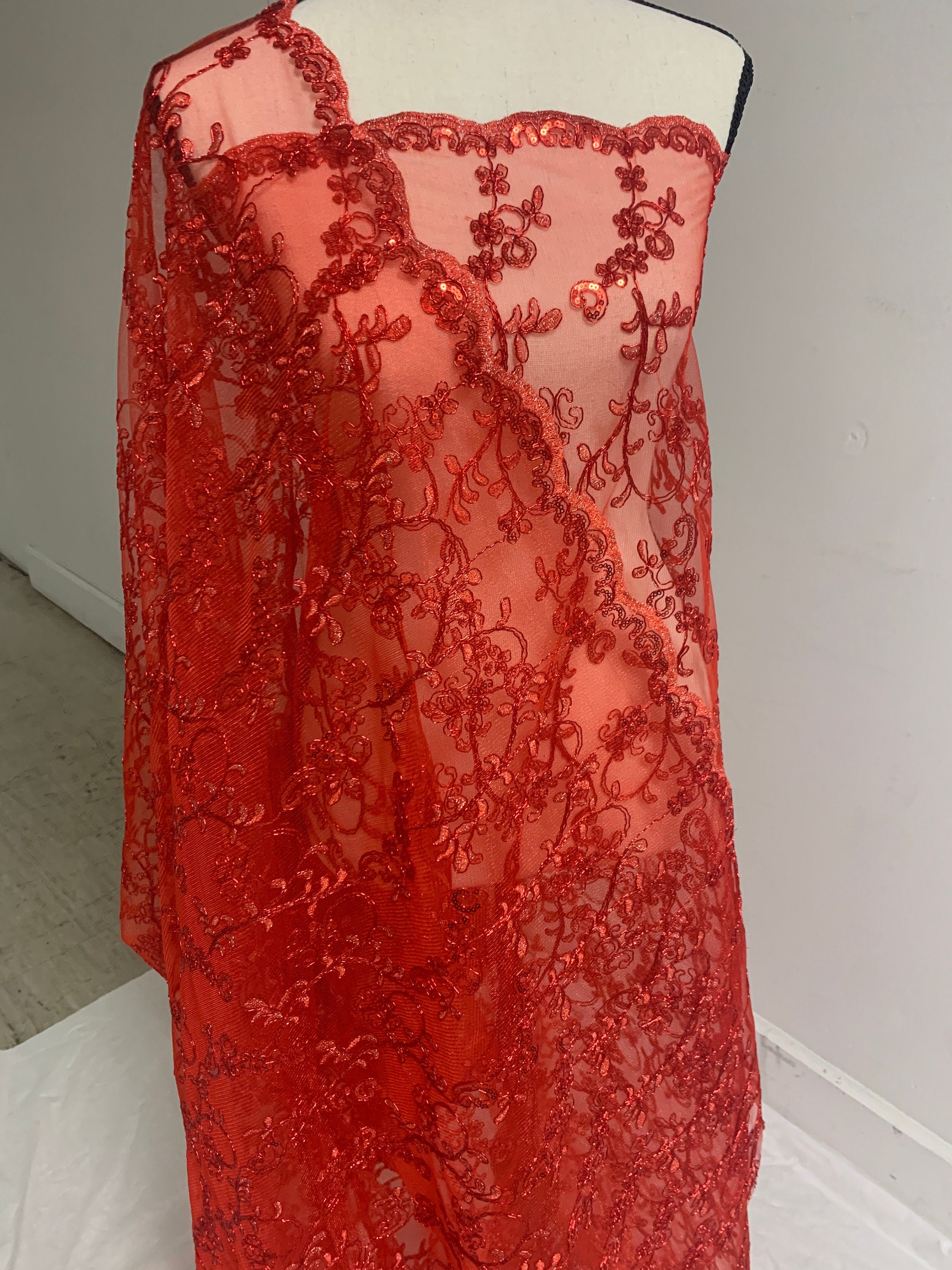 3 yards cut lace Red design bt1100, Lace Double scalloped sequins Embroidery width 49/50"