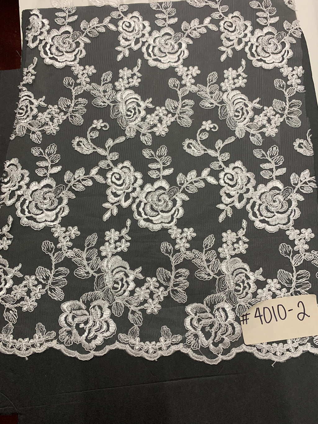 Bridal White Lace fabric design 4010, Embroidery double scalloped width 49/50". sell by 1 yard increment. tela de encaje de color blanco