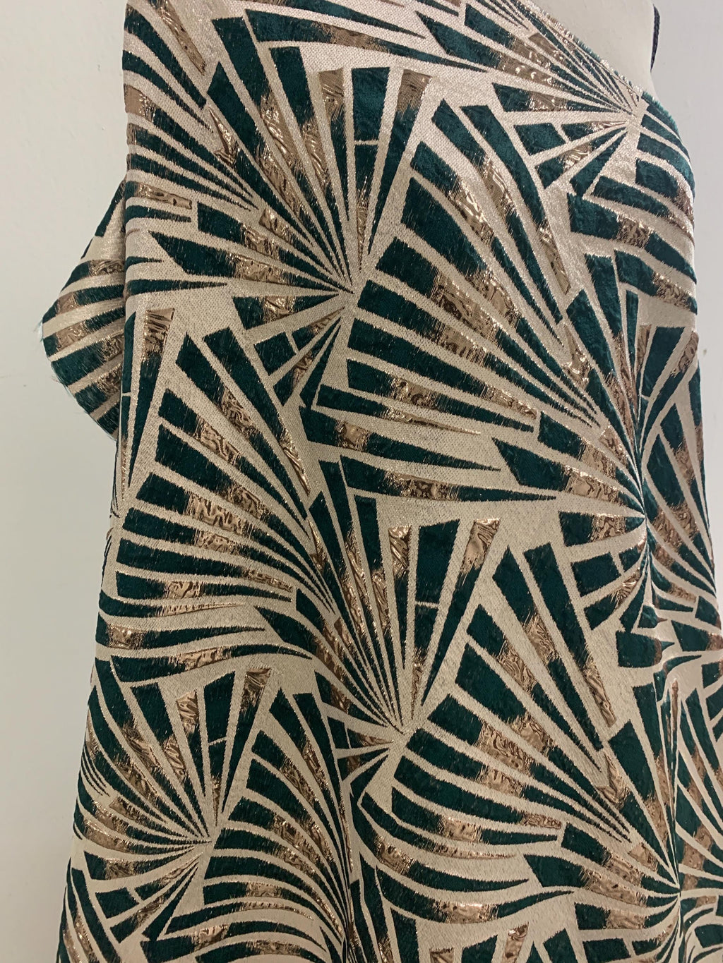 5 yards Hunter green brocade metalic fabric. width 56" design J3568