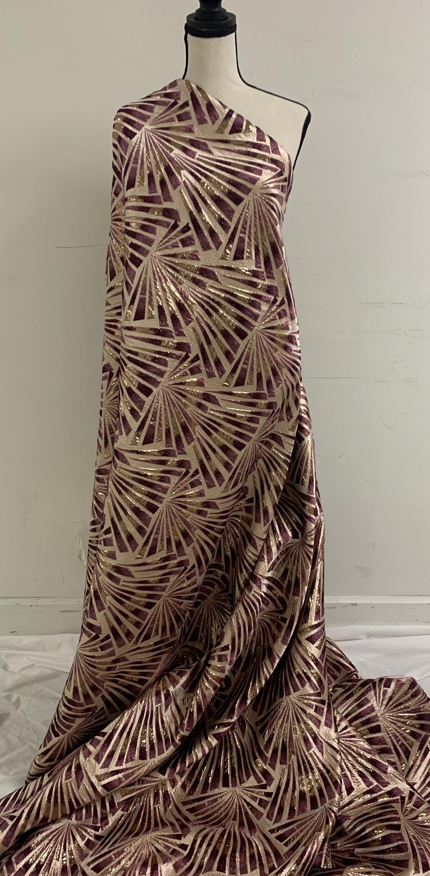 5 yards Wine color brocade metalic fabric. width 56" design J3568