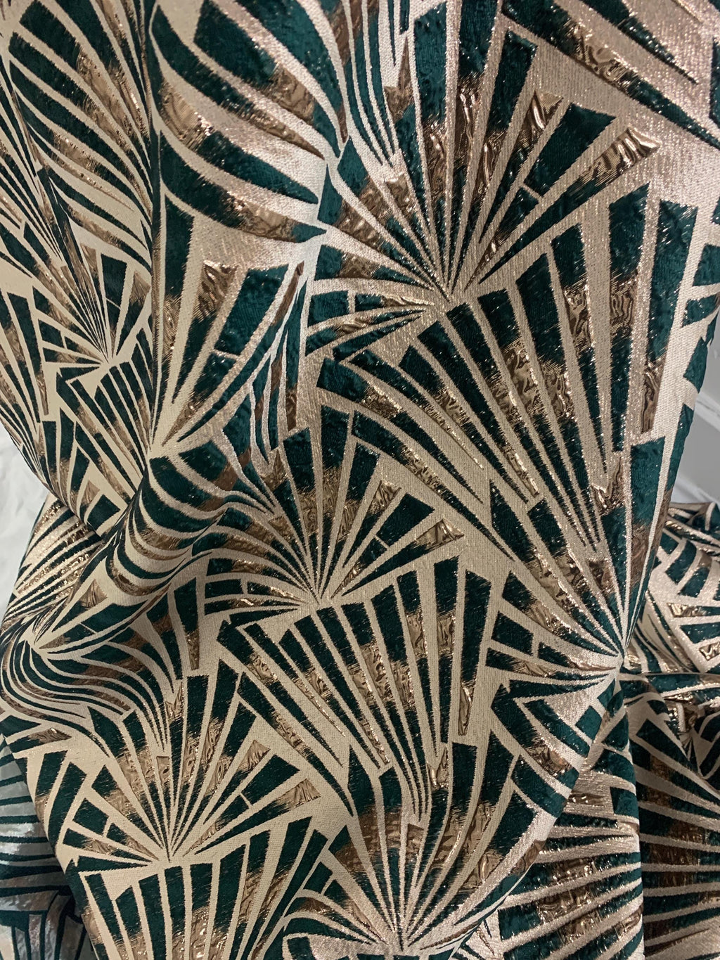 5 yards Hunter green brocade metalic fabric. width 56" design J3568