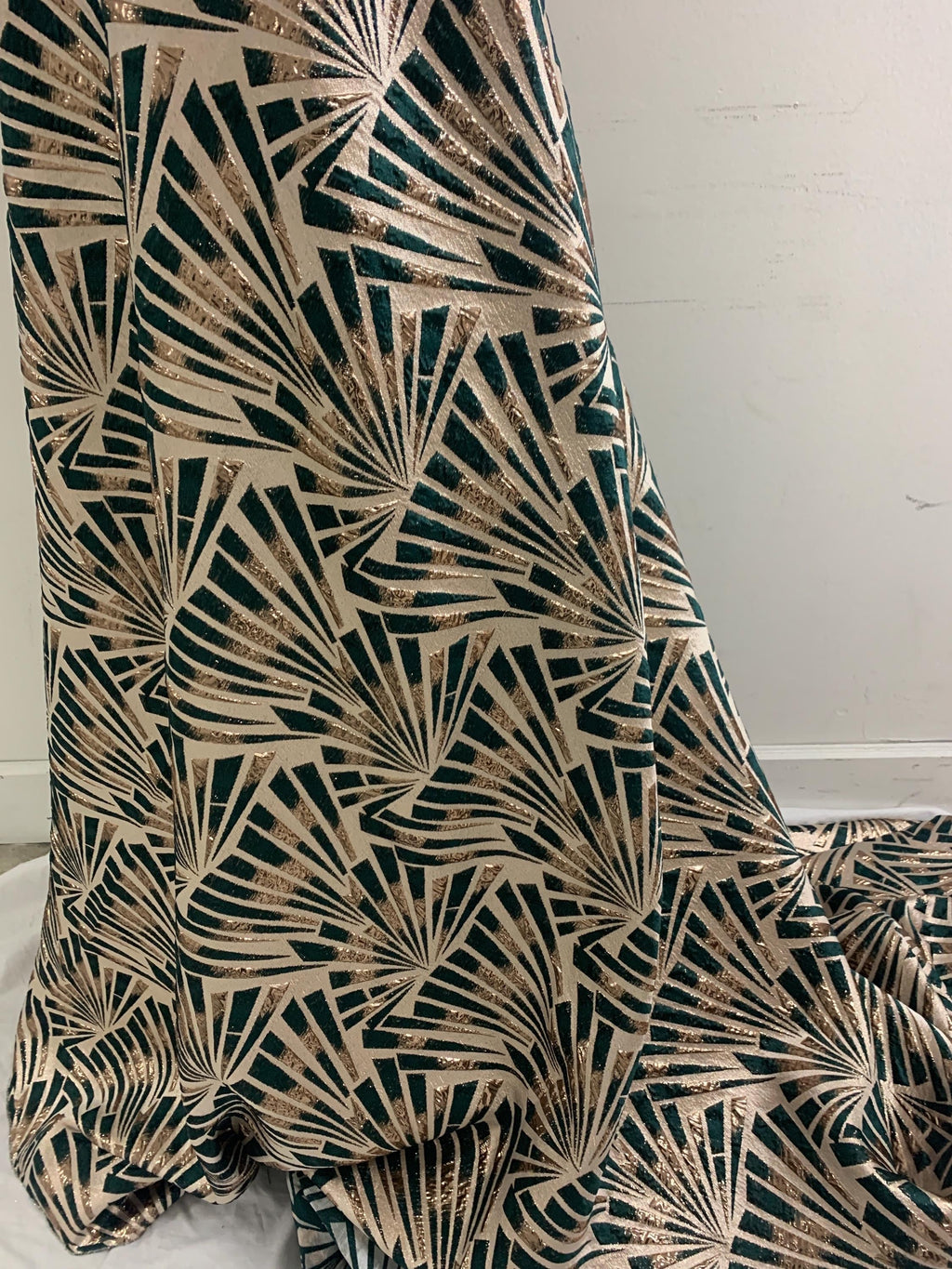 5 yards Hunter green brocade metalic fabric. width 56" design J3568