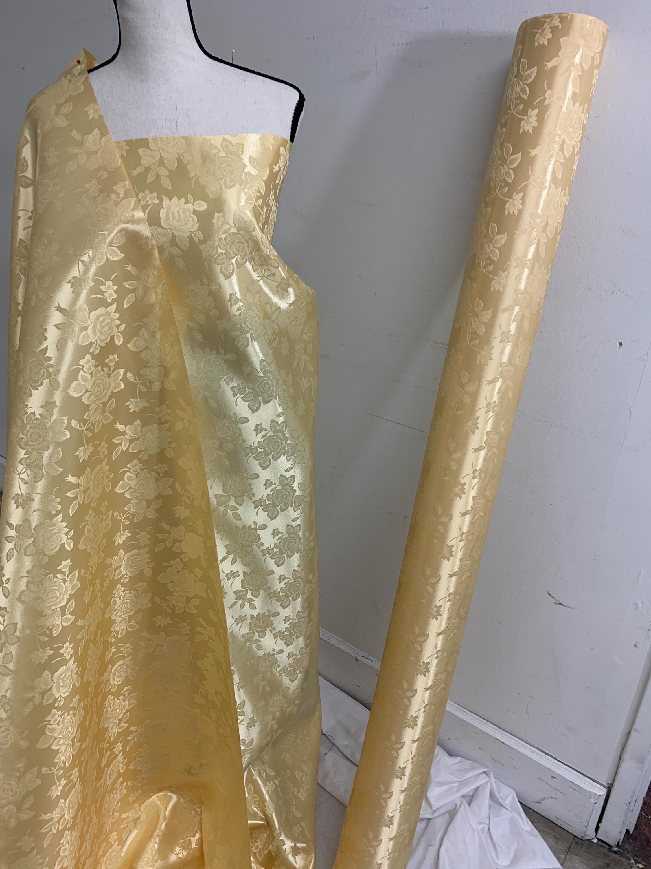 A 2 yards Gold color Satin jacquard fabric width 58/60" sell by 2 yard and cut continuous.