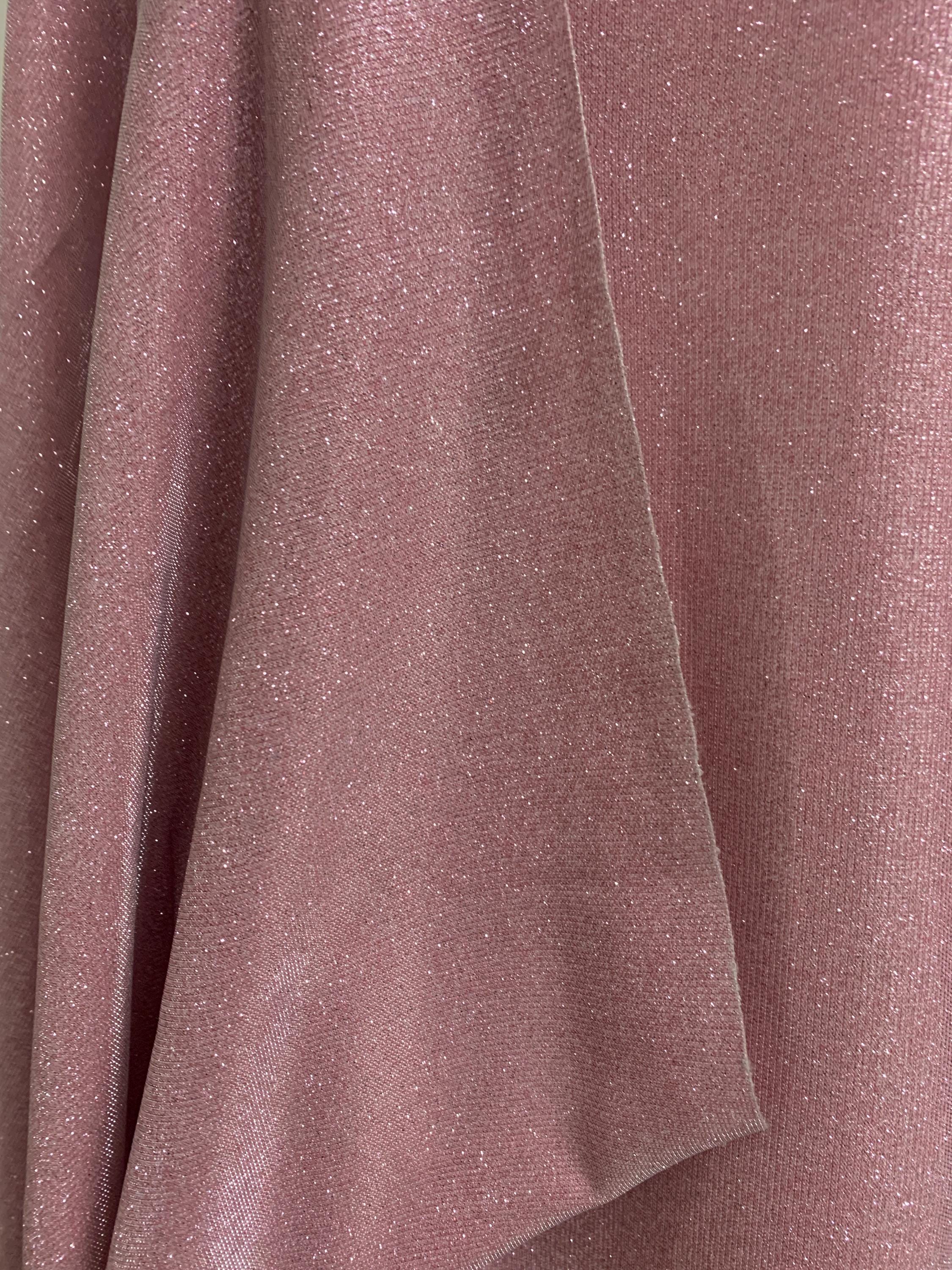 A 3 yards cut Gliter Knit color Pink 39.