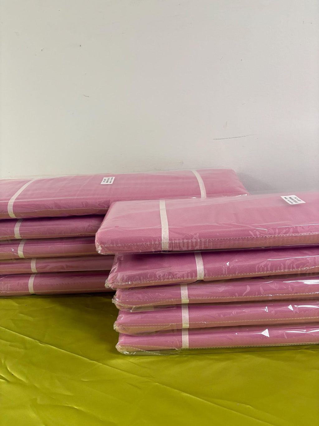 color Mauve G15 Tulle 1 bolt 40 yards width 54", double fold, . Tela de tul. use for party decoration. craft fabric. wedding vale and tutu