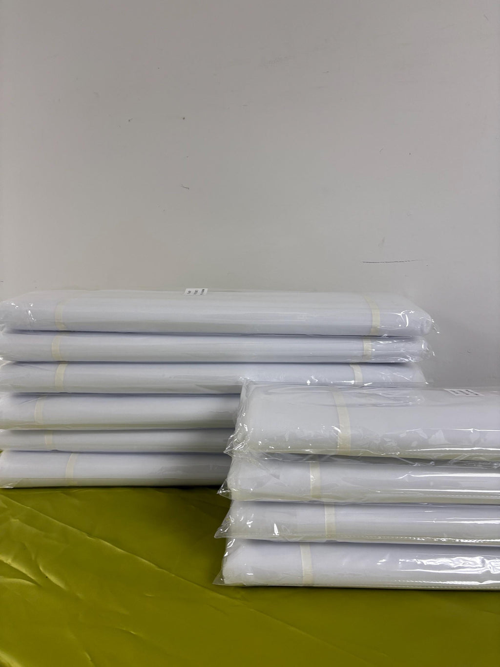 Color White Tulle 1 bolt 40 yards width 54", double fold, . Tela de tul. use for party decoration. craft fabric. wedding vale and tutu