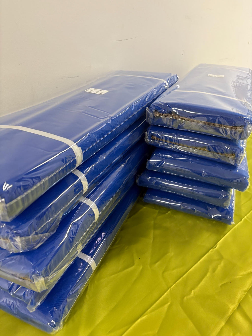 Royal Blue 26 Tulle 1 bolt 40 yards width 54", double fold, . Tela de tul. use for party decoration. craft fabric. wedding vale and tutu