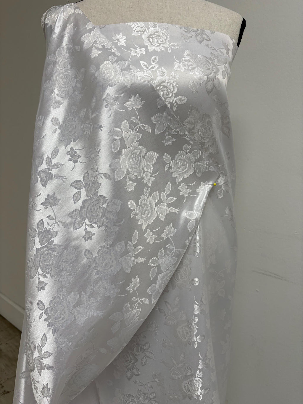 A 2 yards White Satin Jacquard fabric 100% poly color white 58" width Polyester Fabric. sell by 2 yards increment continues. free sample