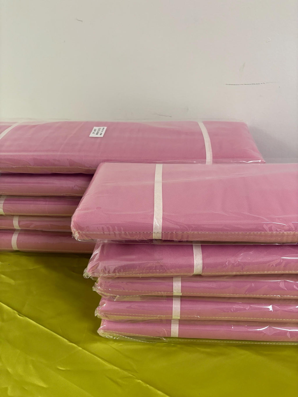 color Mauve G15 Tulle 1 bolt 40 yards width 54", double fold, . Tela de tul. use for party decoration. craft fabric. wedding vale and tutu