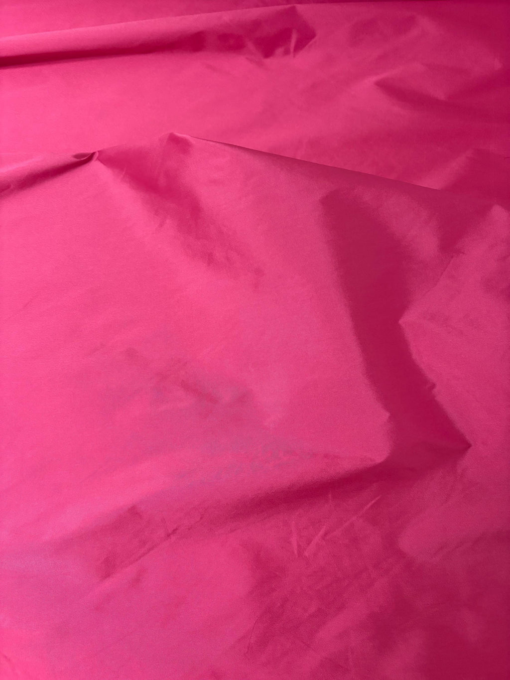A 2 yards cut Fuchsia Taffeta fabric . width 58" polyester, great for party dress. FREE sample. cut by 2 yards increment continuous.