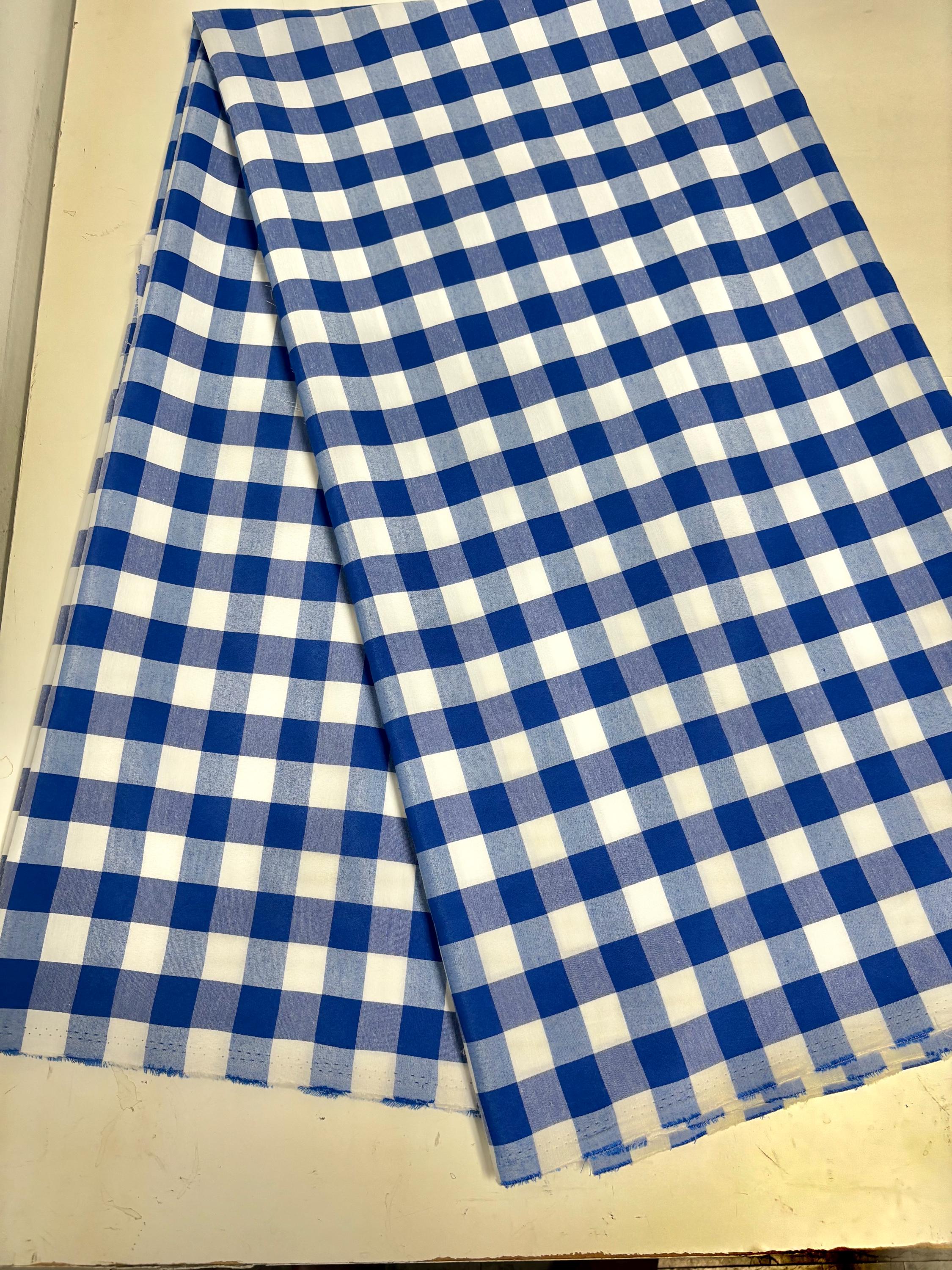 A 3 yards cut Royal blue Gingham fabric. Poly cotton, width 59". 1" square. will cut in 3 yards increment continuous.