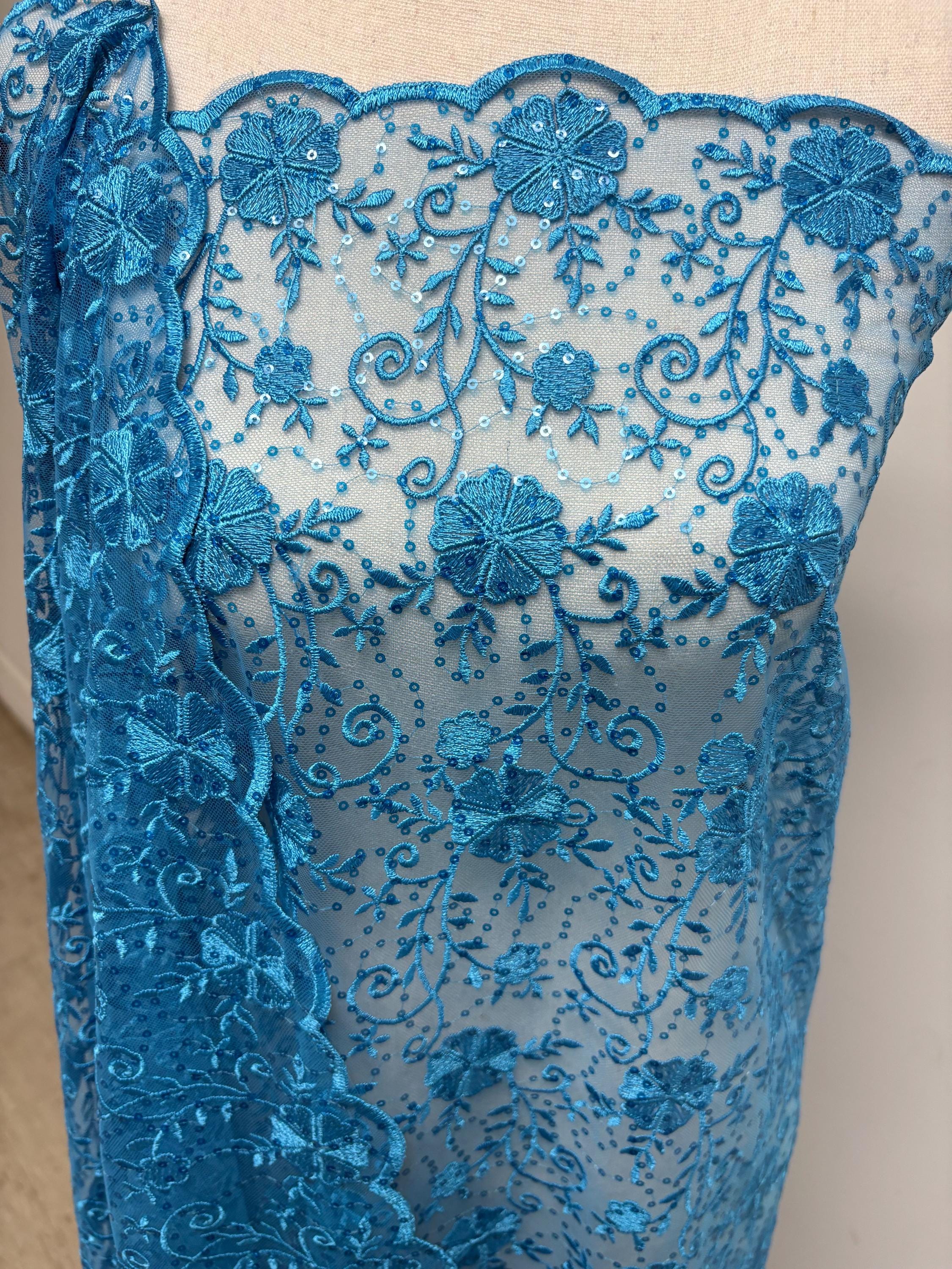 Lace color Turquoise design: , Double scalloped sequins Embroidery width 49/50"