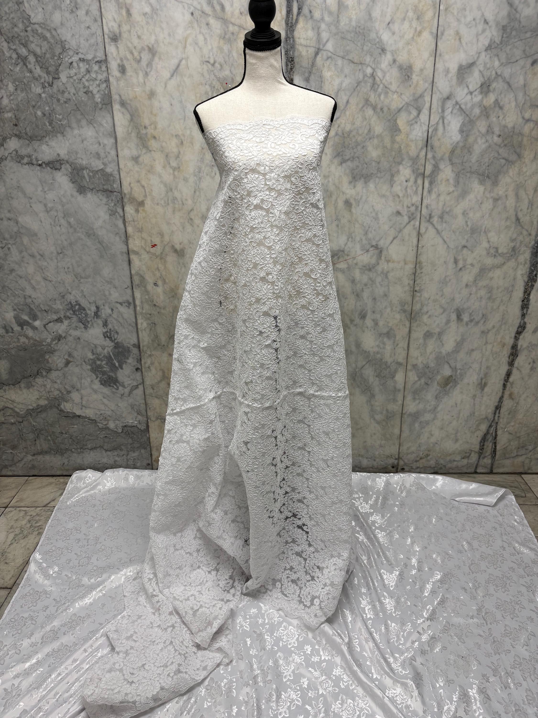 White French lace Design 612C. Bridal Lace Embroidery Lot NAS. tela de encaje de color blanco