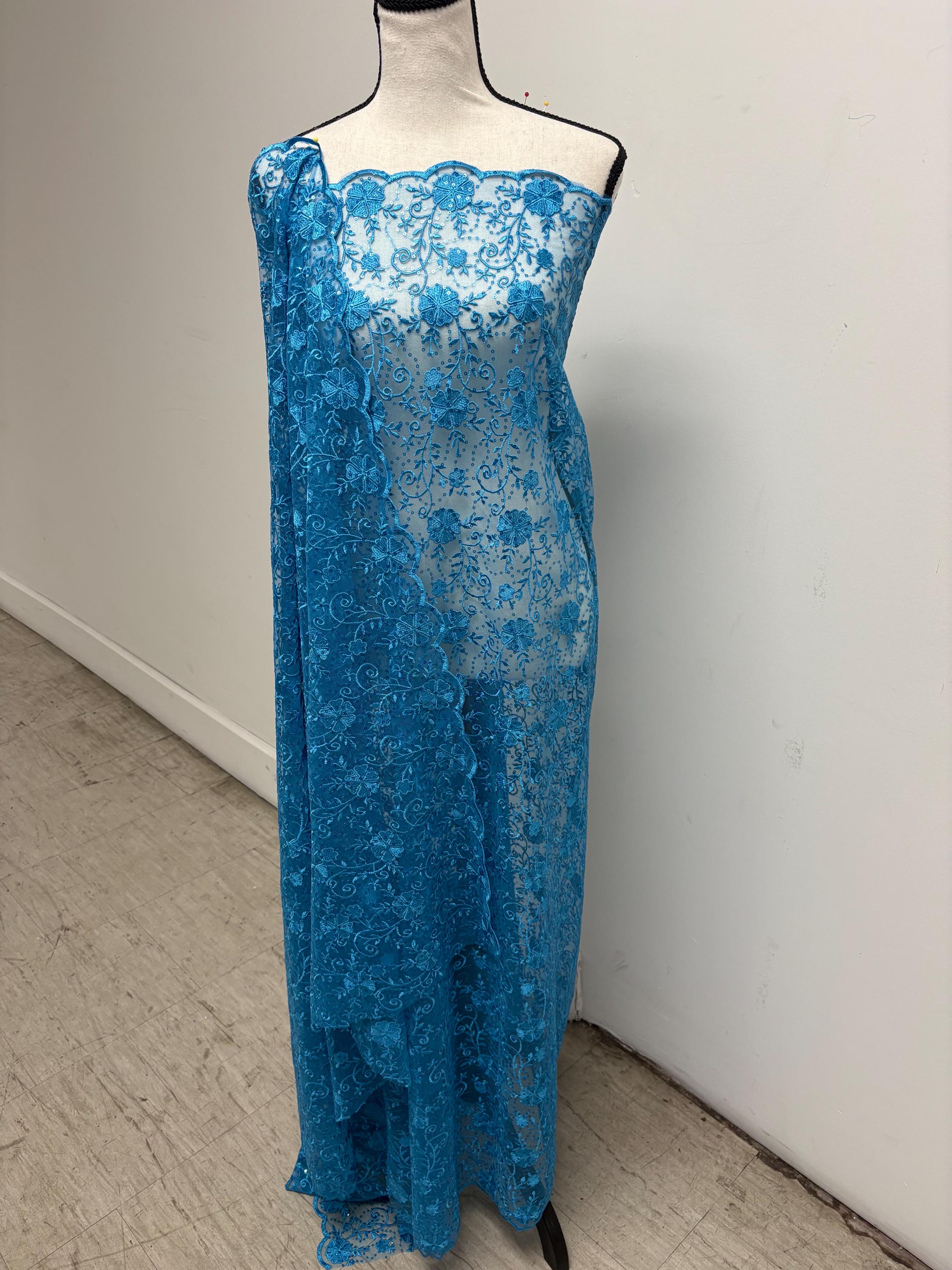 Lace color Turquoise design: , Double scalloped sequins Embroidery width 49/50"