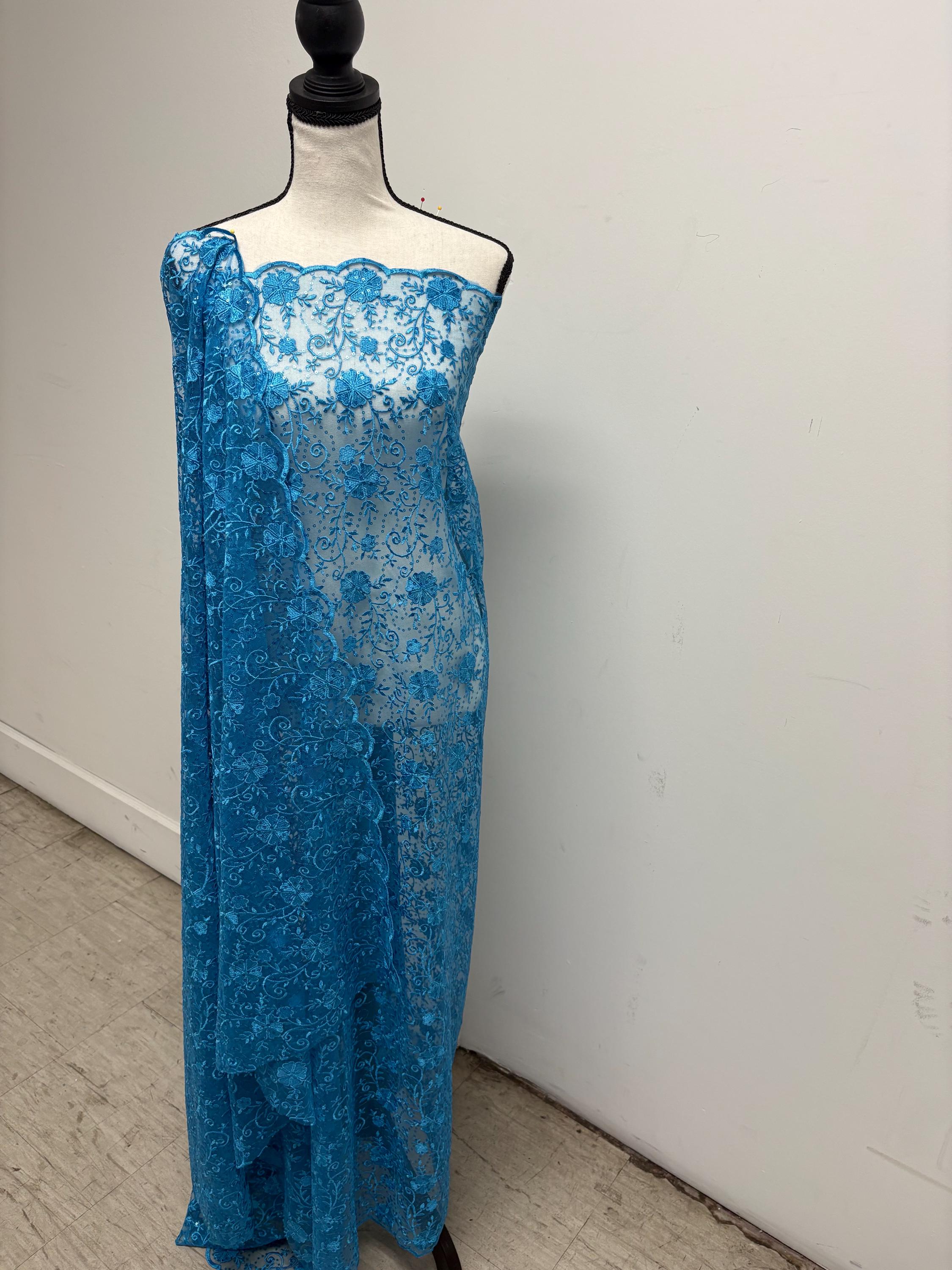 Lace color Turquoise design: , Double scalloped sequins Embroidery width 49/50"