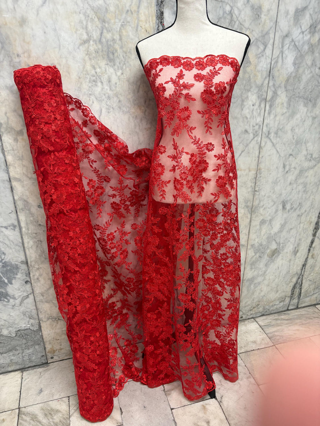 Red Lace fabric design bloom 6 width 49"