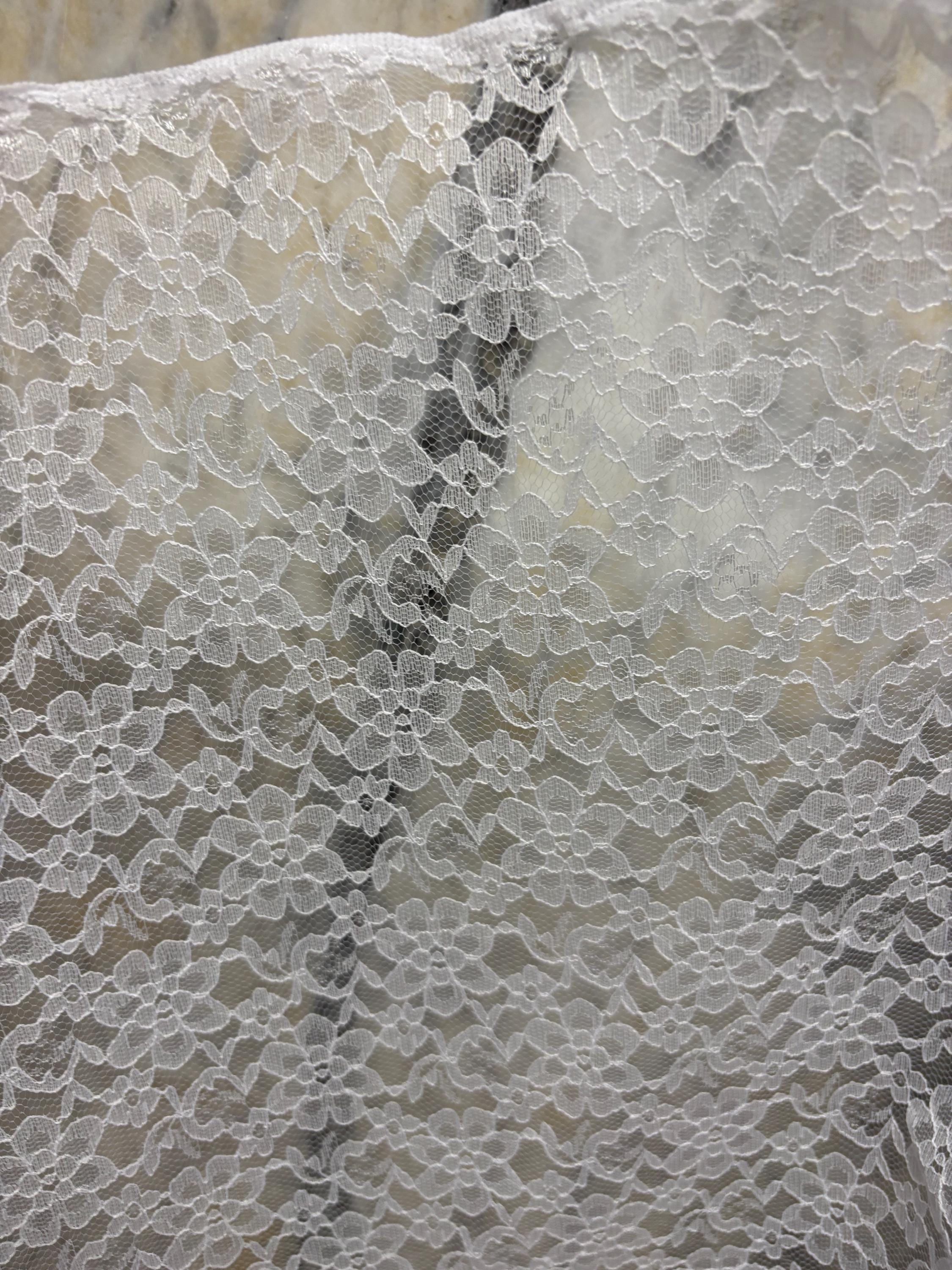 White Rachel Lace fabric design RP width 59". tela de encaje de color blanco