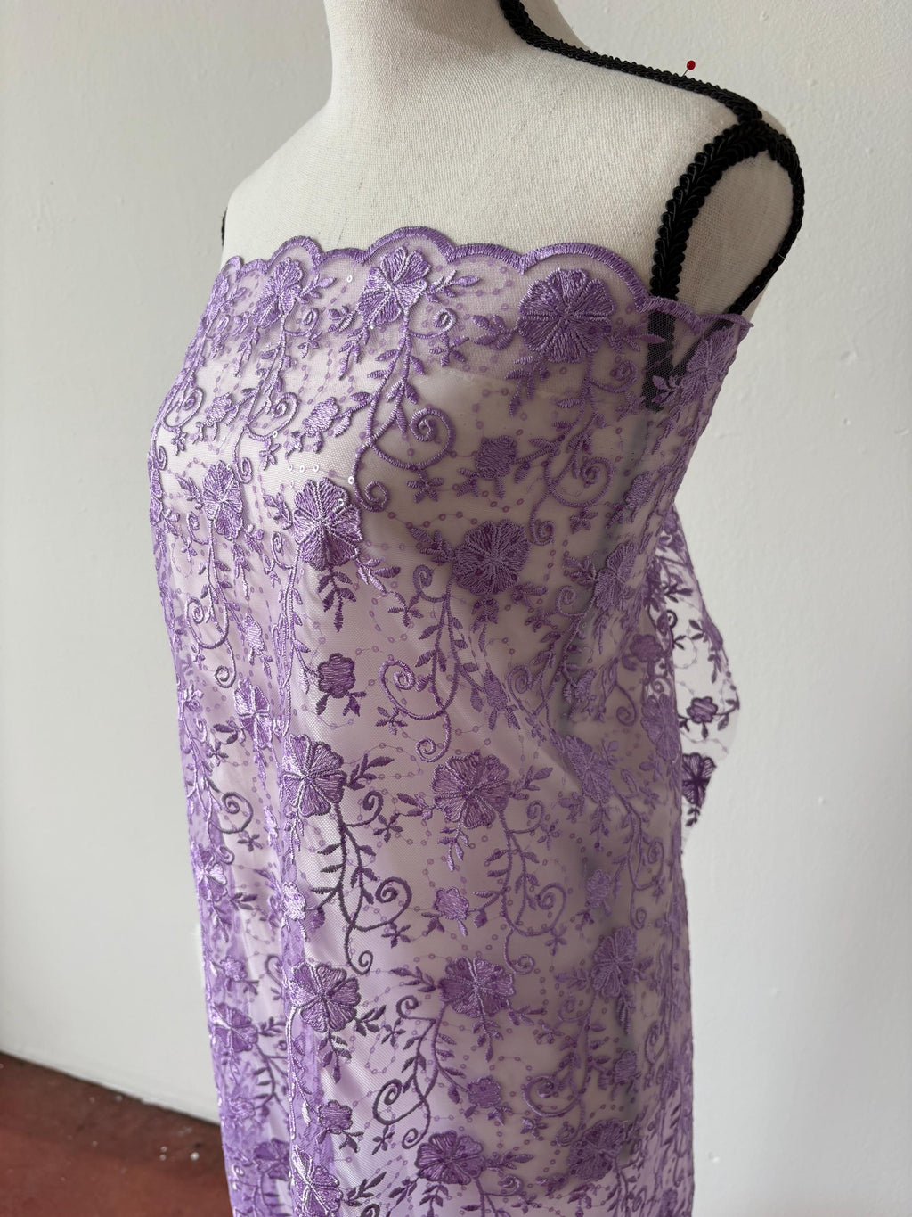 Lilac lace fabric double scalloped embroidery sequence width 49". Design 04331279. shop with confidence ask fro free sample.
