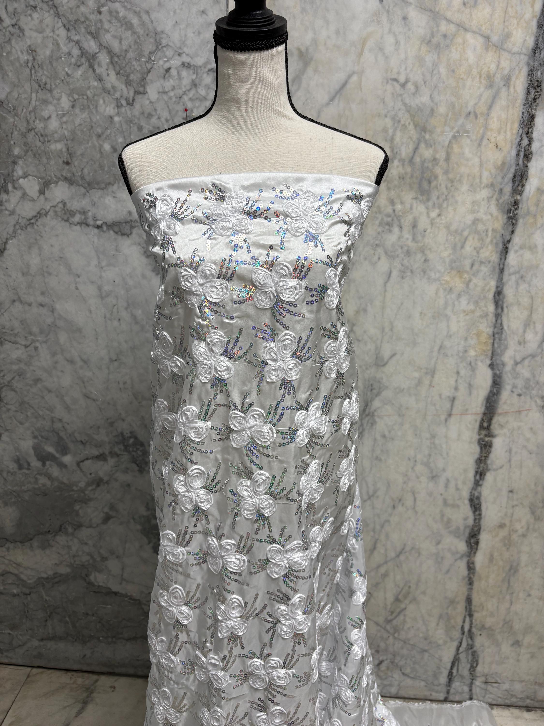 White embroidery sequence taffeta bridal fabric. design JH-120529-1.rose bud pattern. tela de encaje de color blanco
