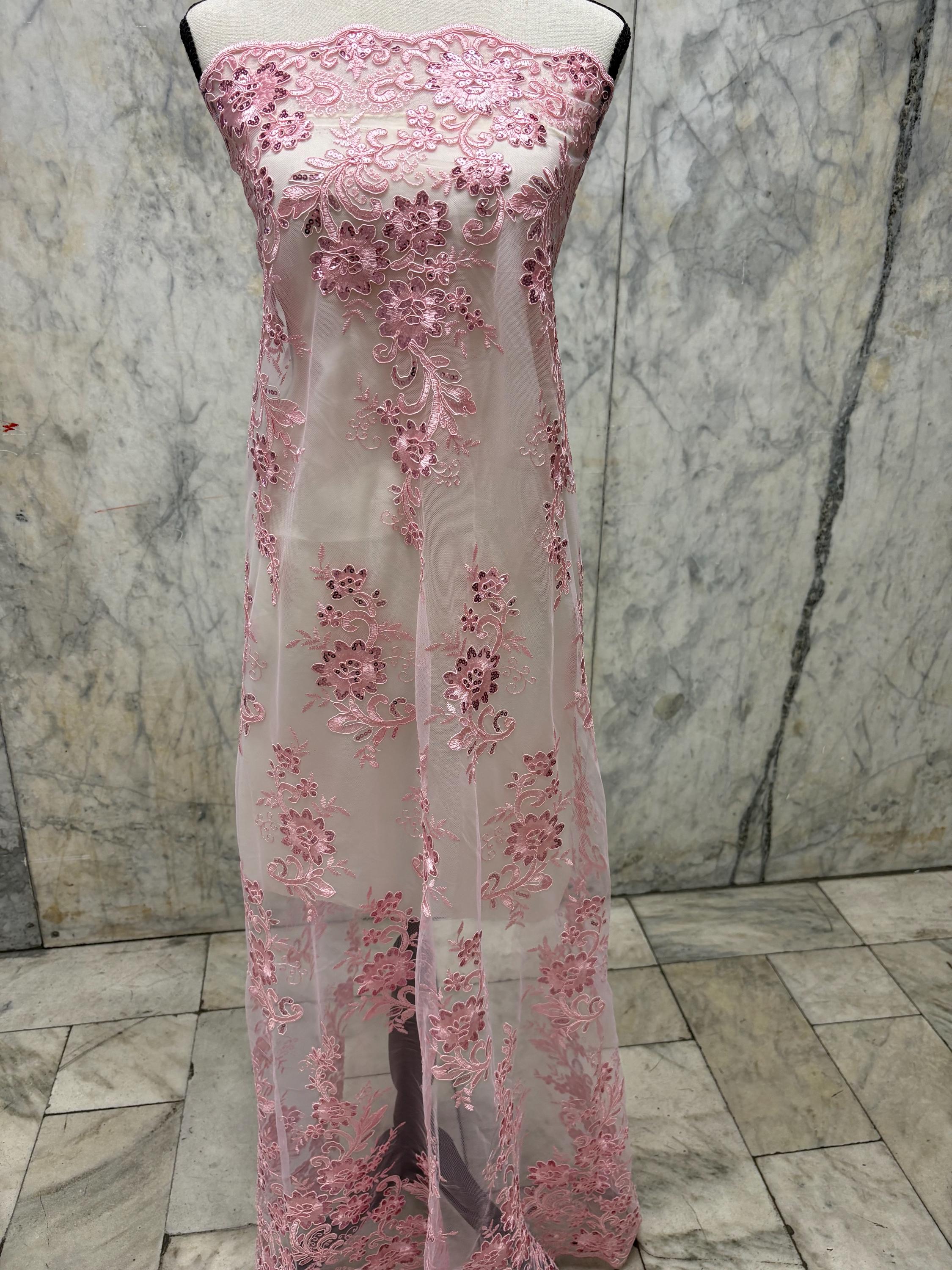 Pink Lace Double scalloped sequence embroidered width 49/50 inches. Design: Eu 230325 016 BNG Calmar