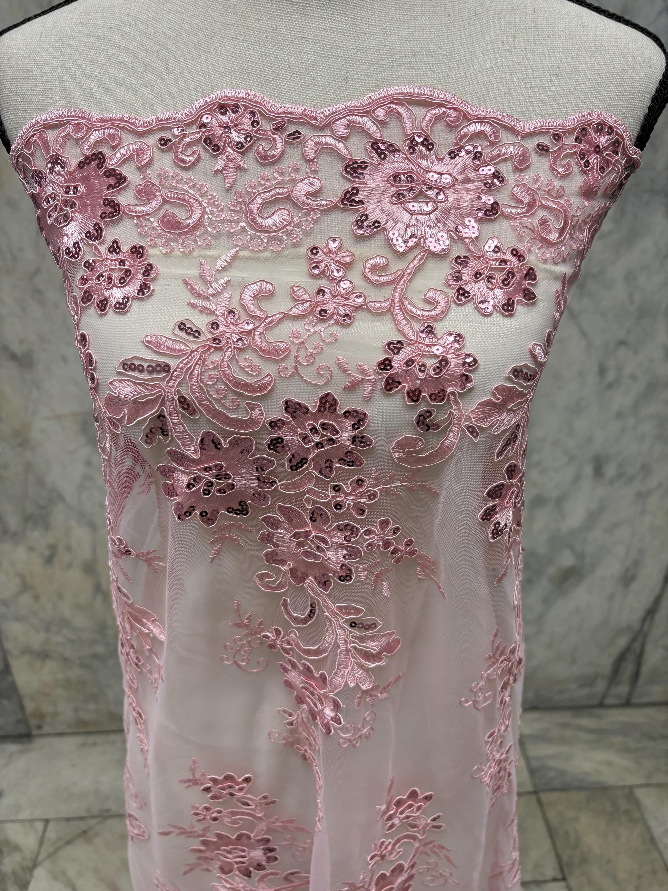 Pink Lace Double scalloped sequence embroidered width 49/50 inches. Design: Eu 230325 016 BNG Calmar