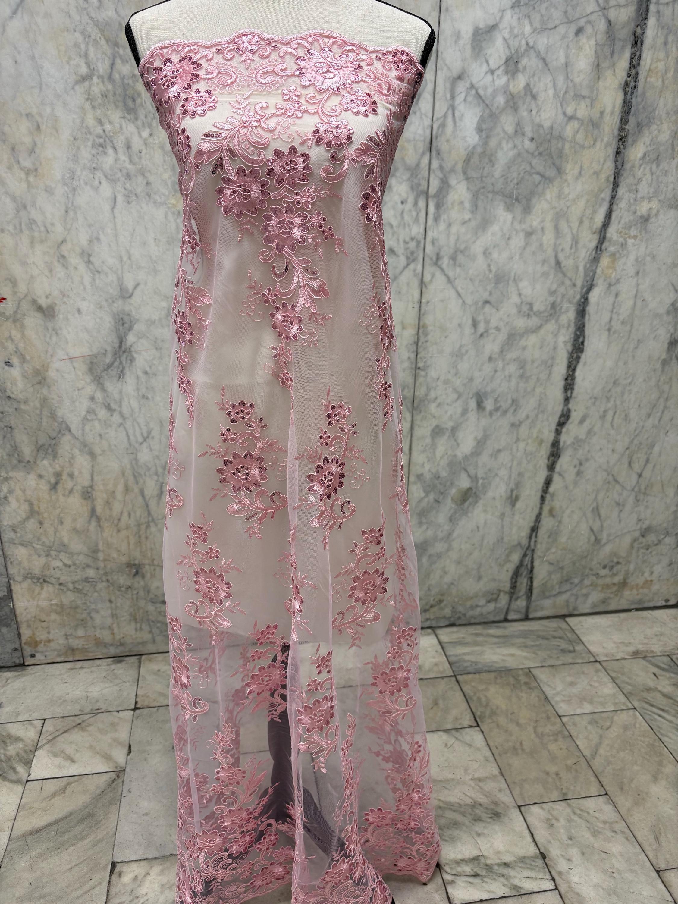 Pink Lace Double scalloped sequence embroidered width 49/50 inches. Design: Eu 230325 016 BNG Calmar
