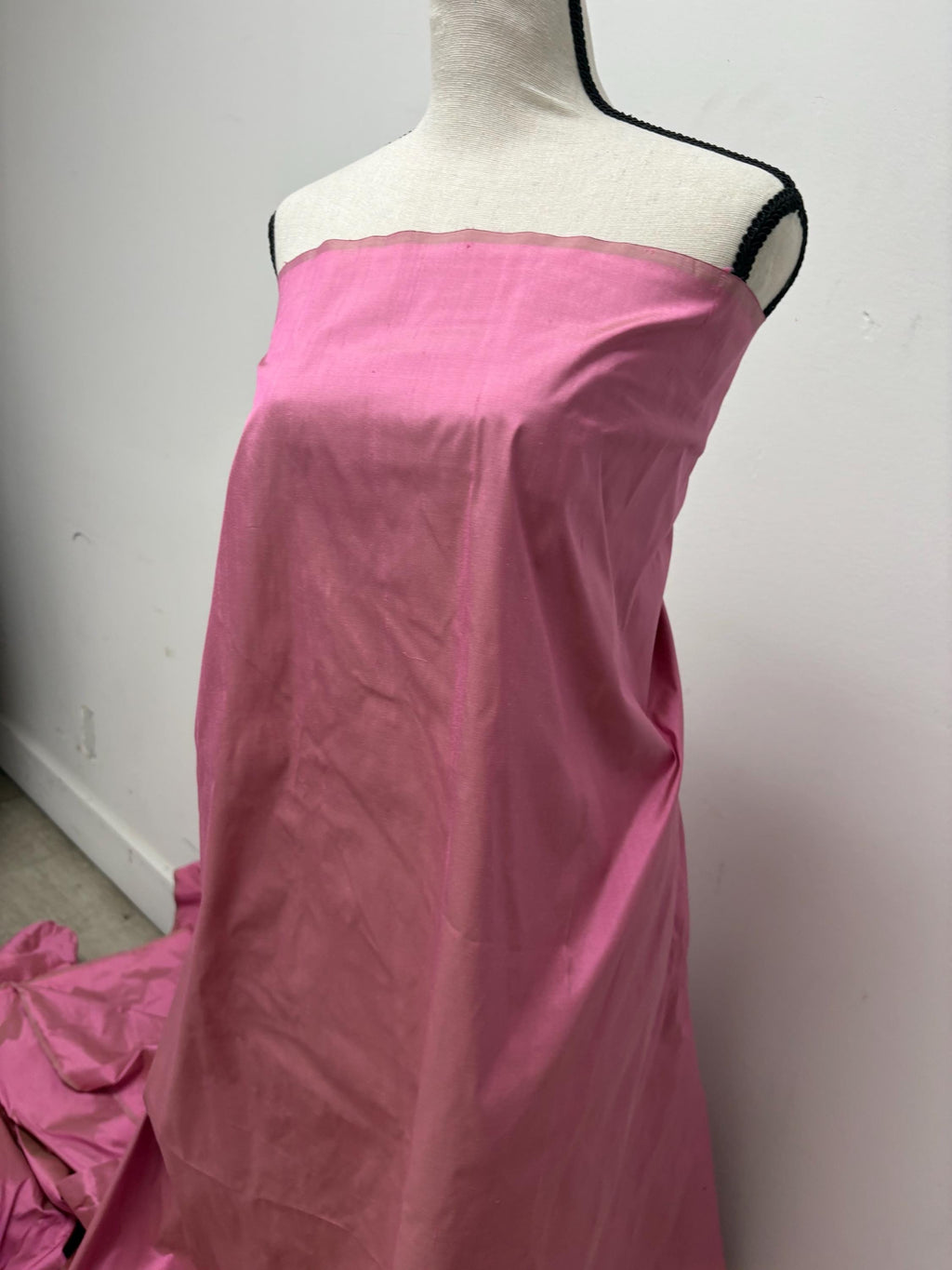 100% silk Dupioni Taffeta width 54" color Dusty Rose with green sheen. Fabric has slubbed. Check description. Item # 2259-2. NAS.