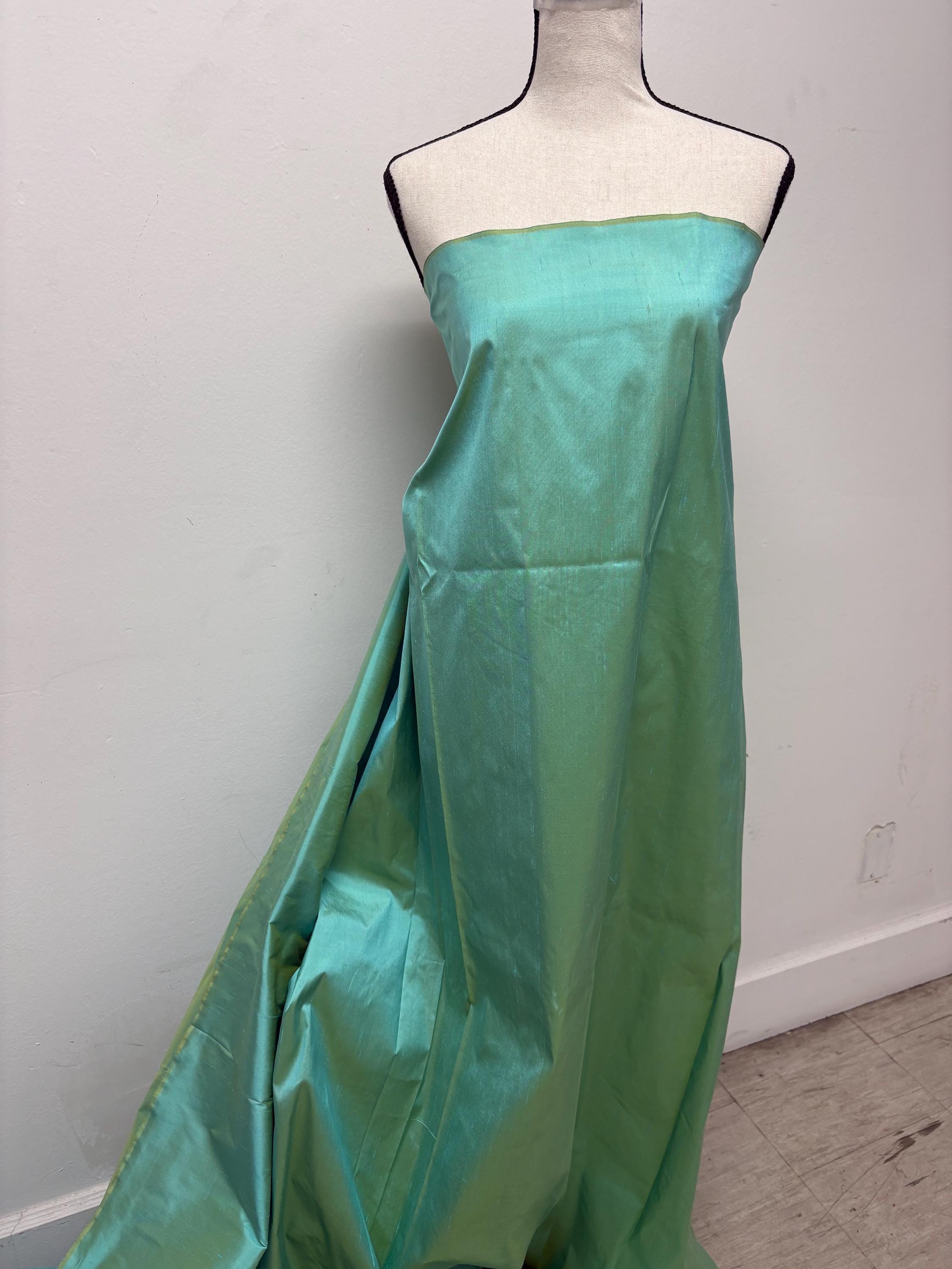 100% silk Taffeta Fabric - Tiffany - 54" width