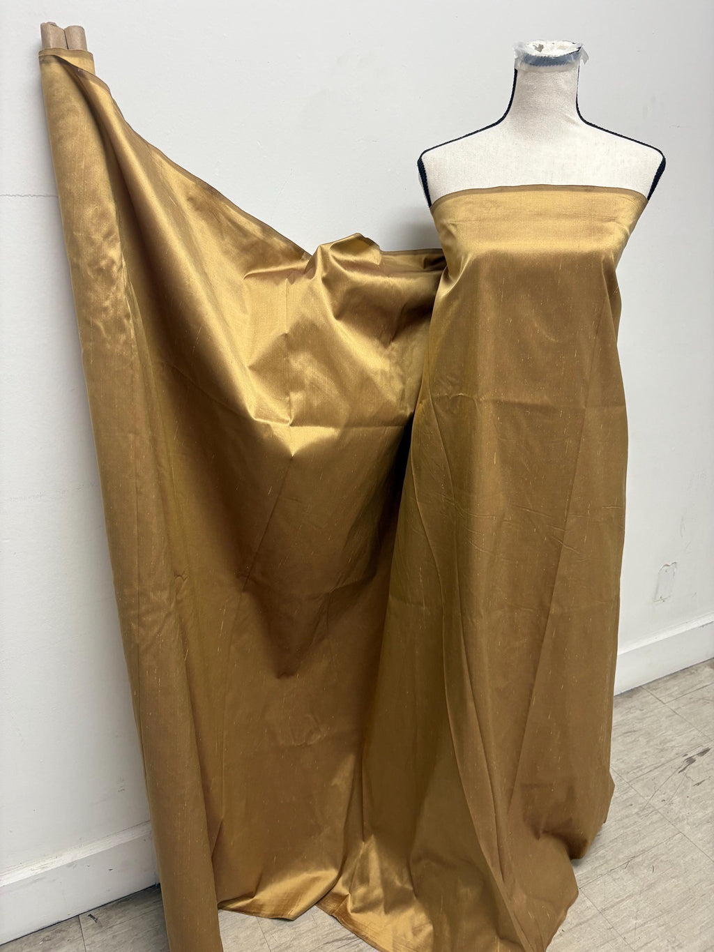 Silk Taffeta Fabric - Bronze - 100% silk - 54"width item 2232