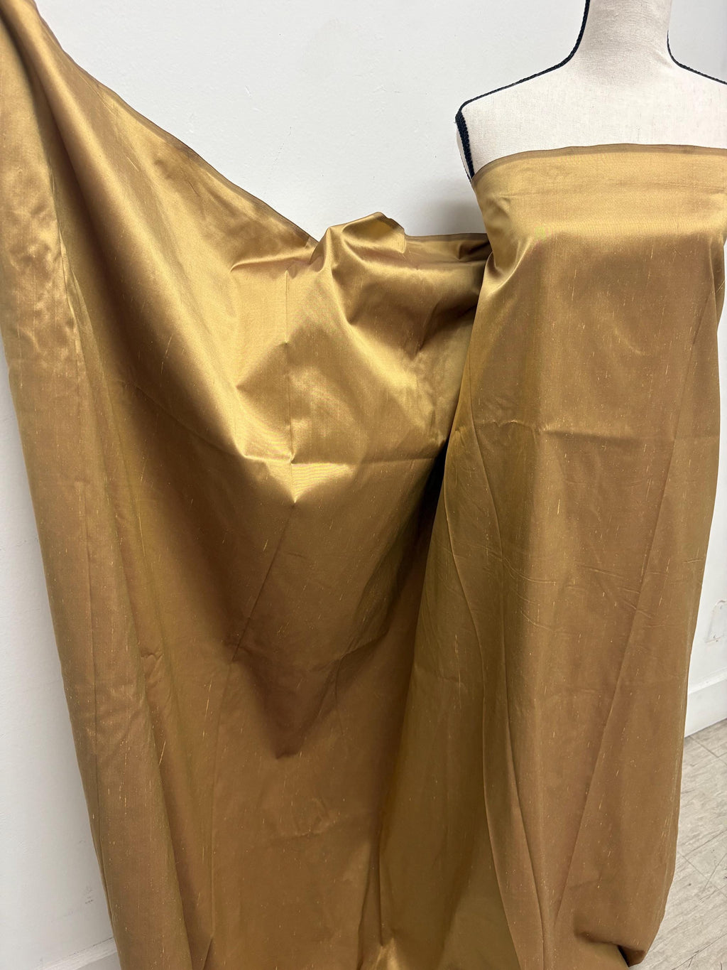 Silk Taffeta Fabric - Bronze - 100% silk - 54"width item 2232
