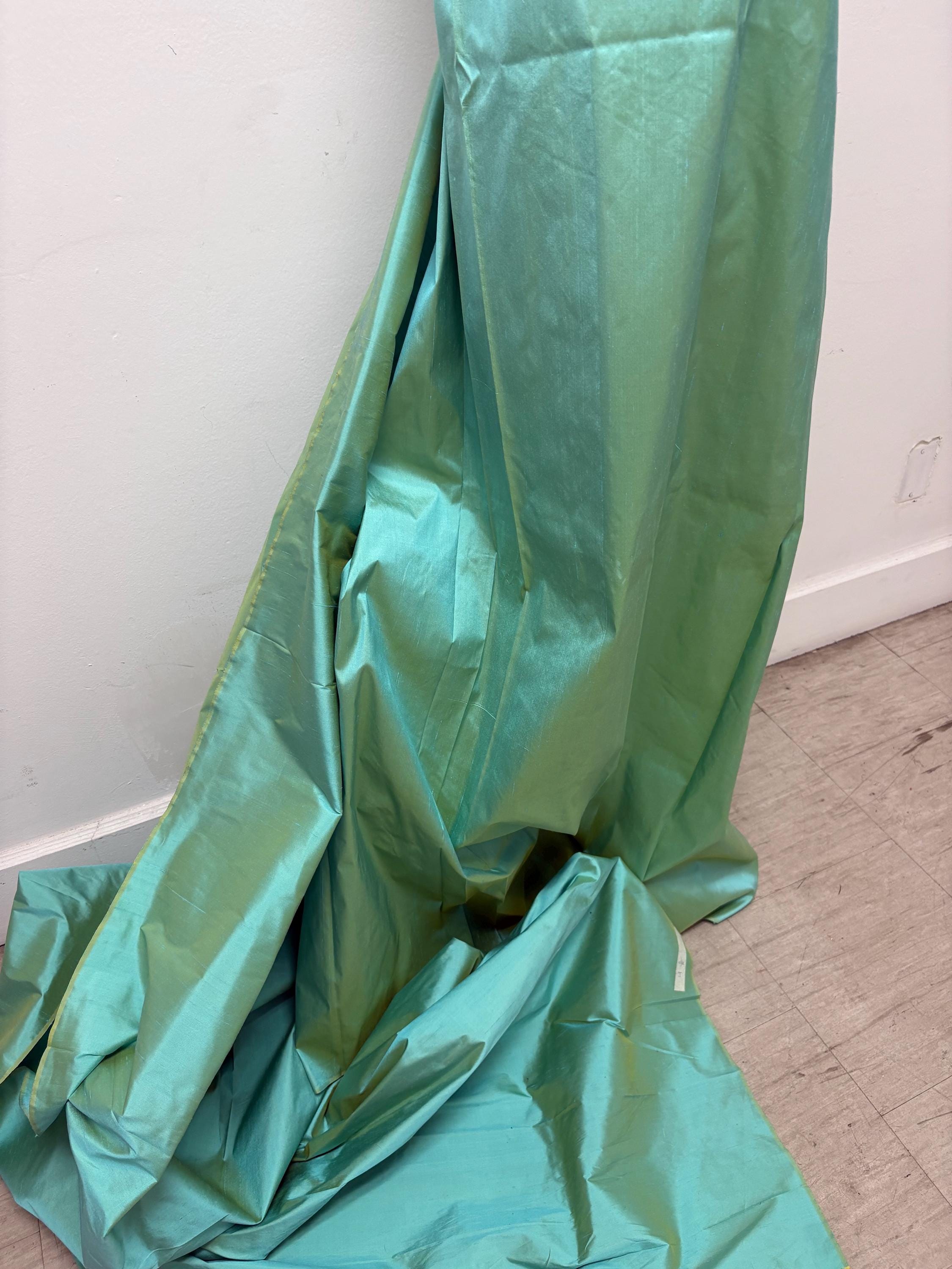 100% silk Taffeta Fabric - Tiffany - 54" width