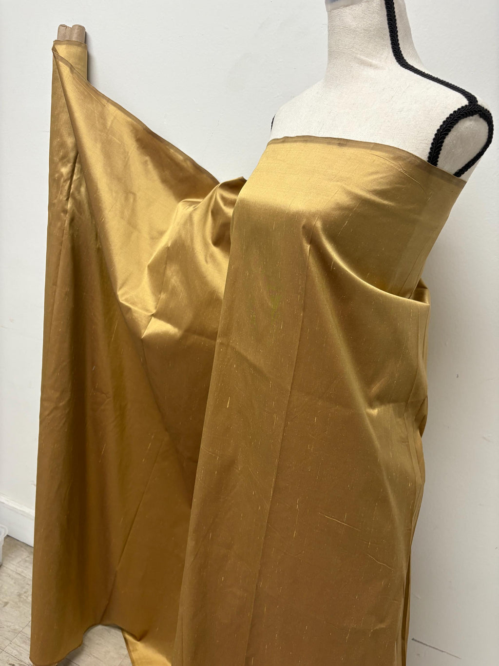 Silk Taffeta Fabric - Bronze - 100% silk - 54"width item 2232