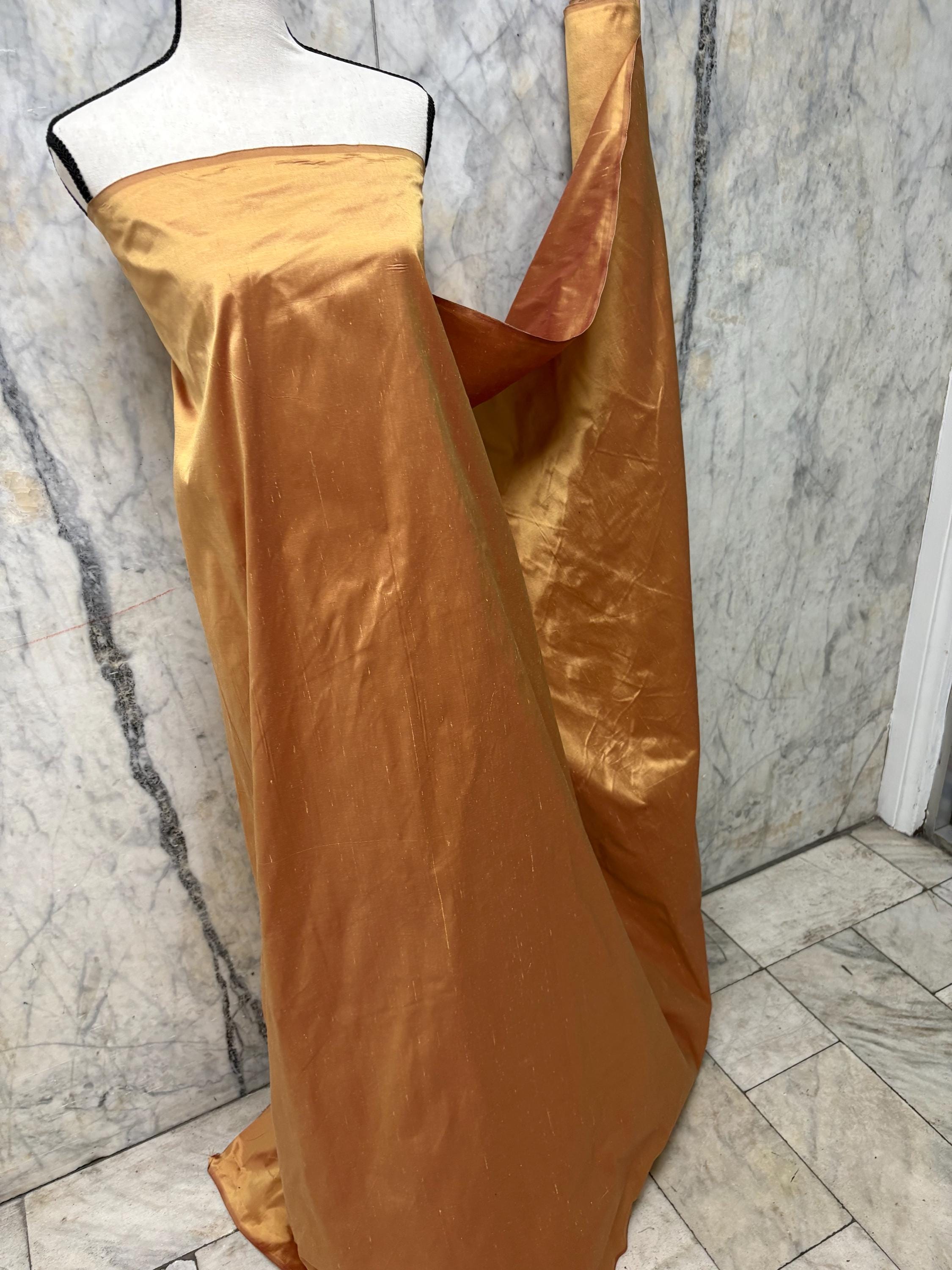 100% silk Taffeta fabric - Gold with red tone - 54" width