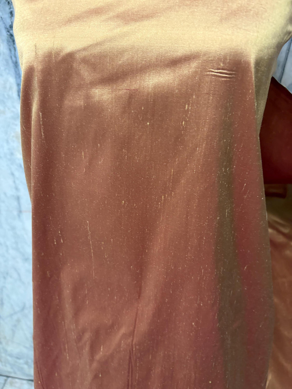 100% silk Taffeta fabric - Gold with red tone - 54" width