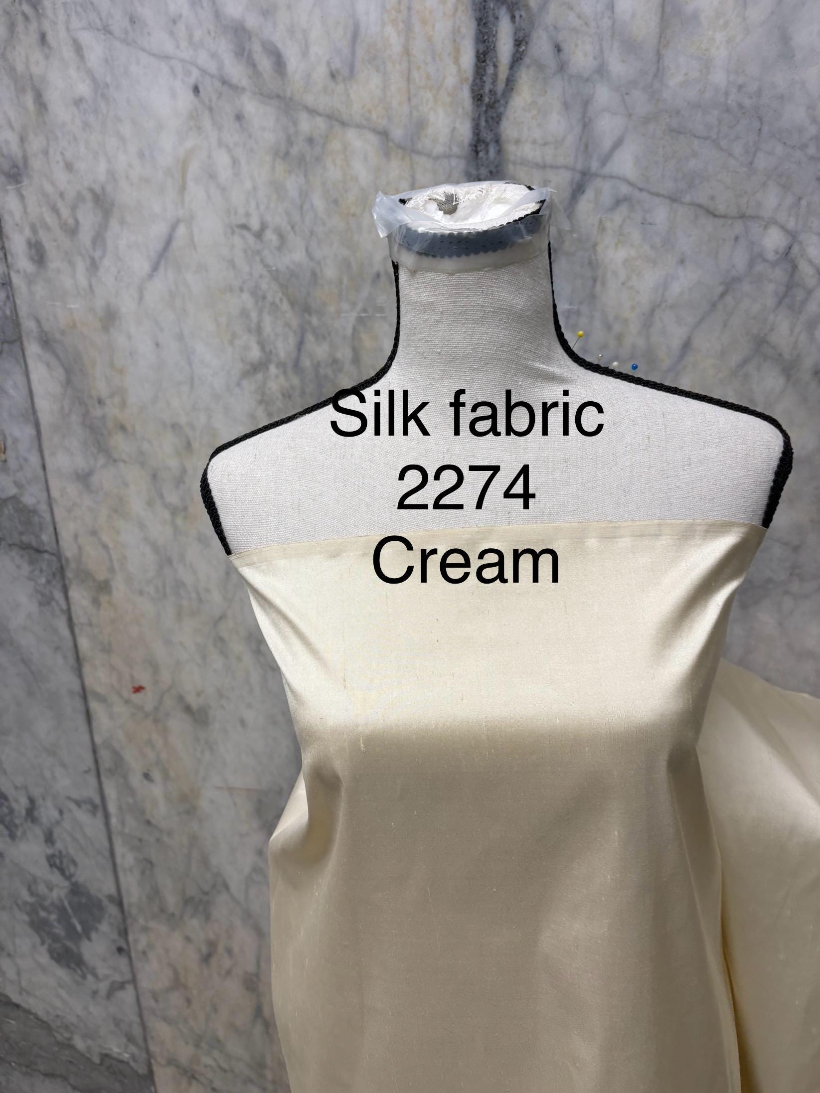 100% silk Taffeta Fabric - Ivory 2274 - 54" Width