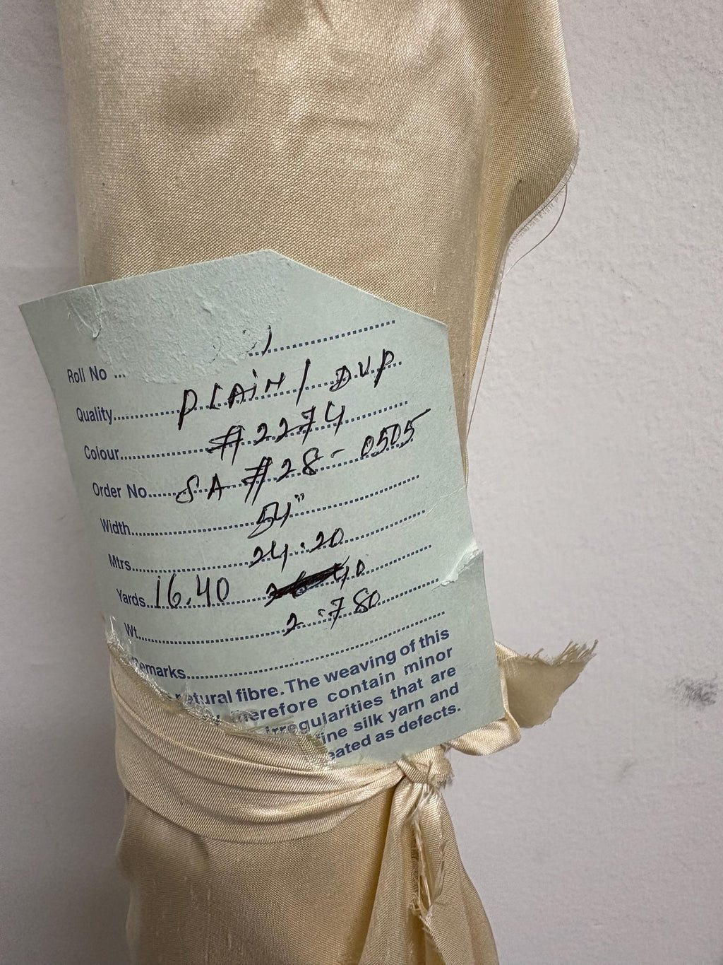 100% silk Taffeta Fabric - Ivory 2274 - 54" Width